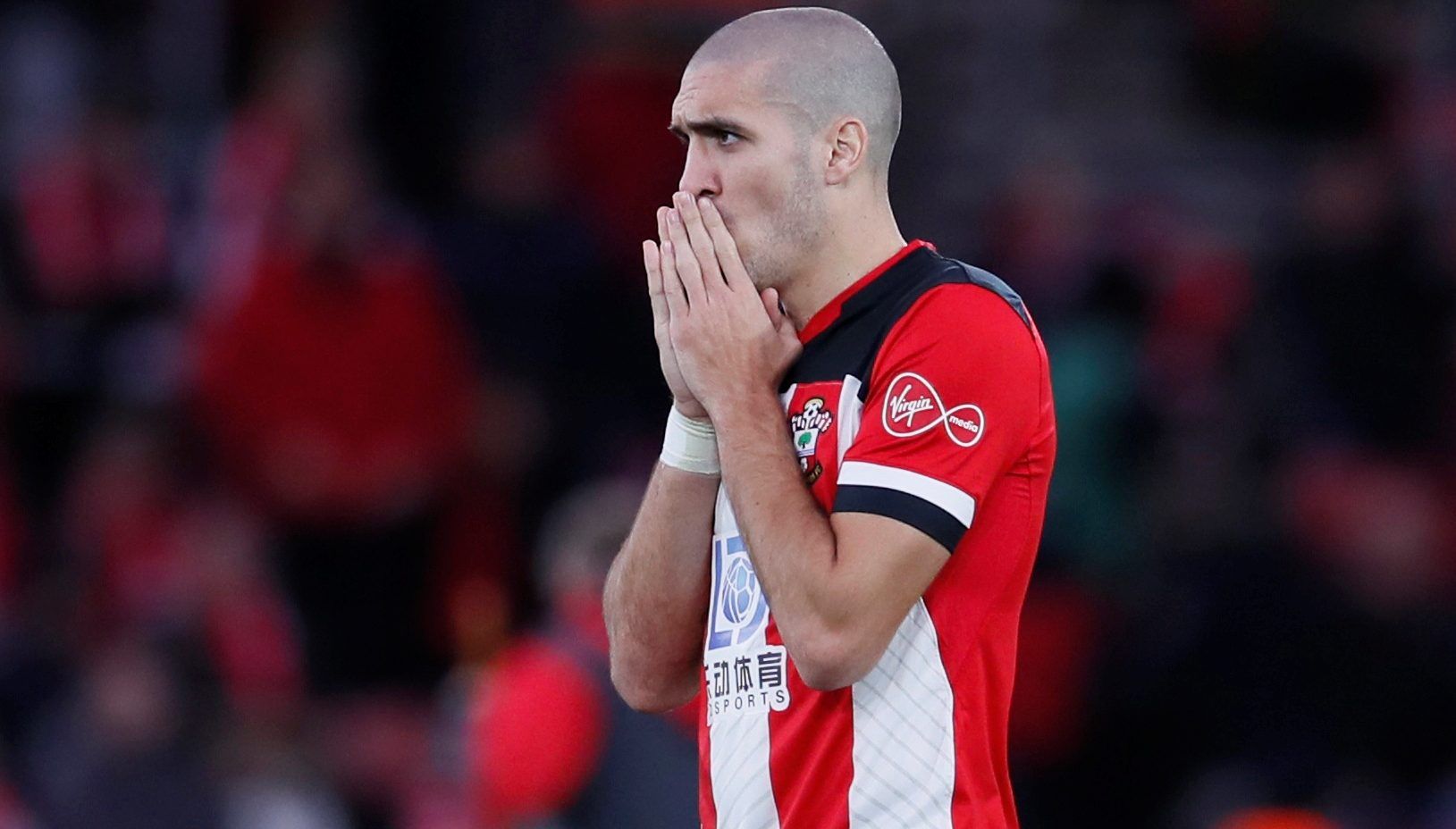 Soccer Football - Premier League - Southampton v Everton - St Mary's Stadium, Southampton, Britain - November 9, 2019  Southampton's Oriol Romeu reacts         REUTERS/David Klein  EDITORIAL USE ONLY. No use with unauthorized audio, video, data, fixture lists, club/league logos or 