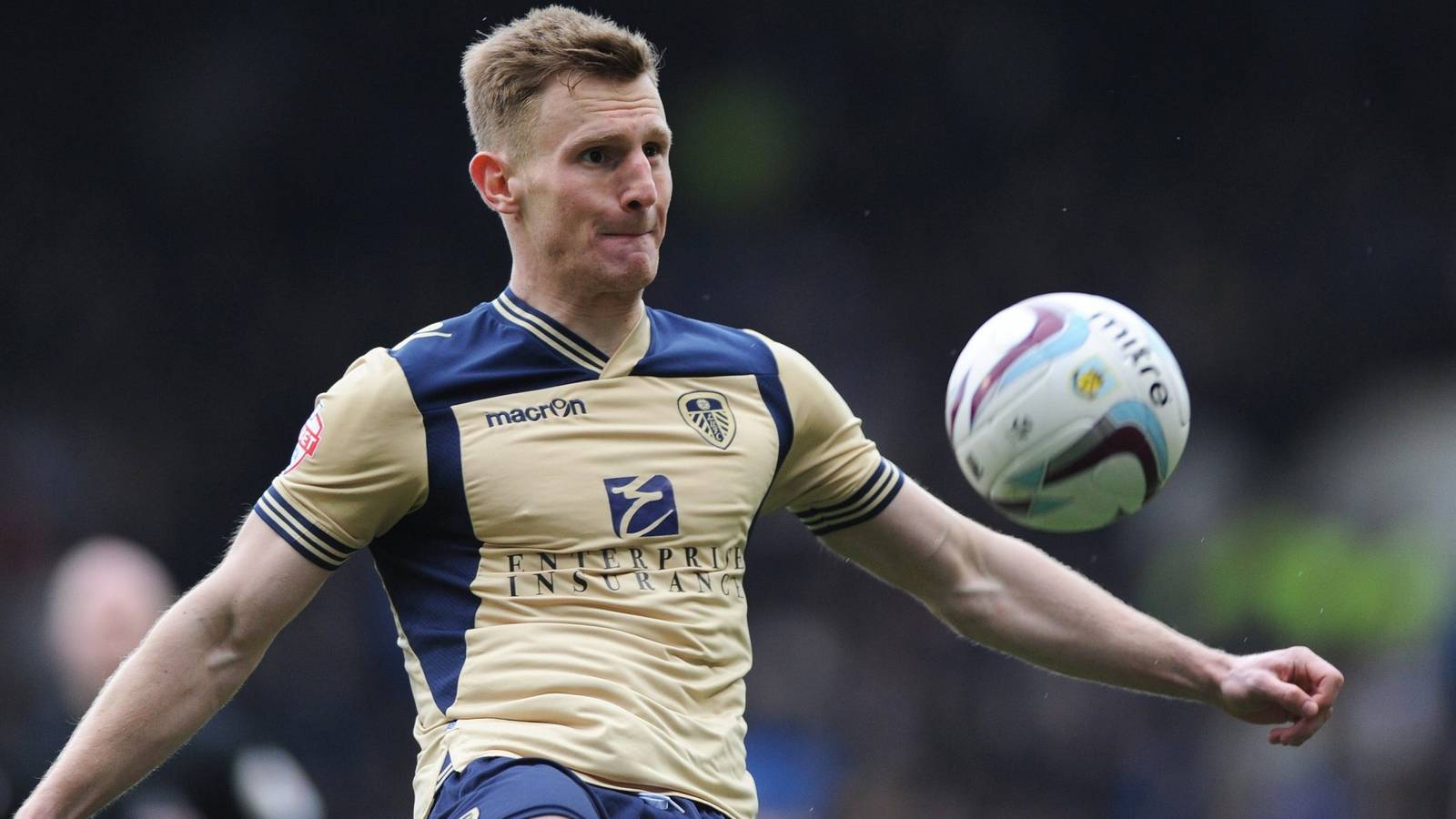 Leeds fans react to Tom Lees question