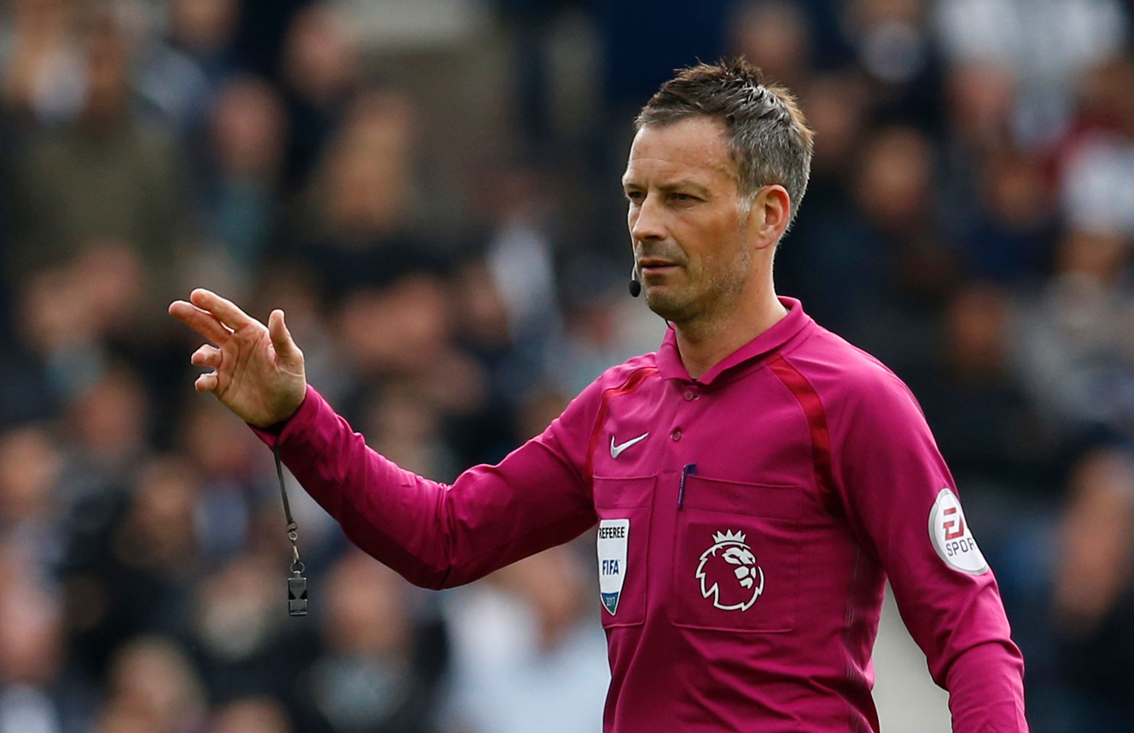 Britain Football Soccer - West Bromwich Albion v Leicester City - Premier League - The Hawthorns - 29/4/17 Referee Mark Clattenburg during his last Premier League match Action Images via Reuters / Andrew Boyers Livepic EDITORIAL USE ONLY. No use with unauthorized audio, video, data, fixture lists, club/league logos or 