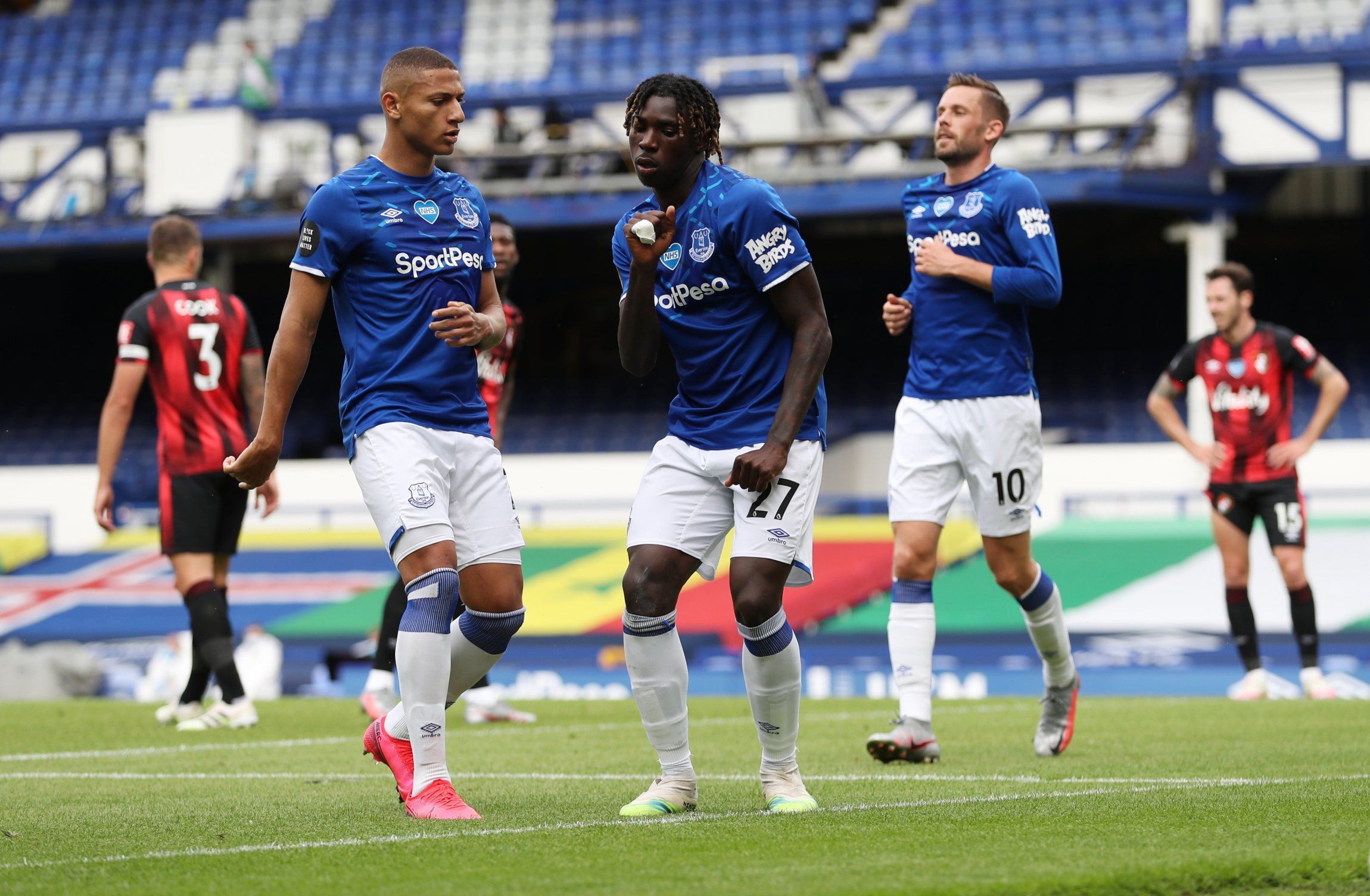 Moise Kean celebrates scoring for Everton vs AFCB