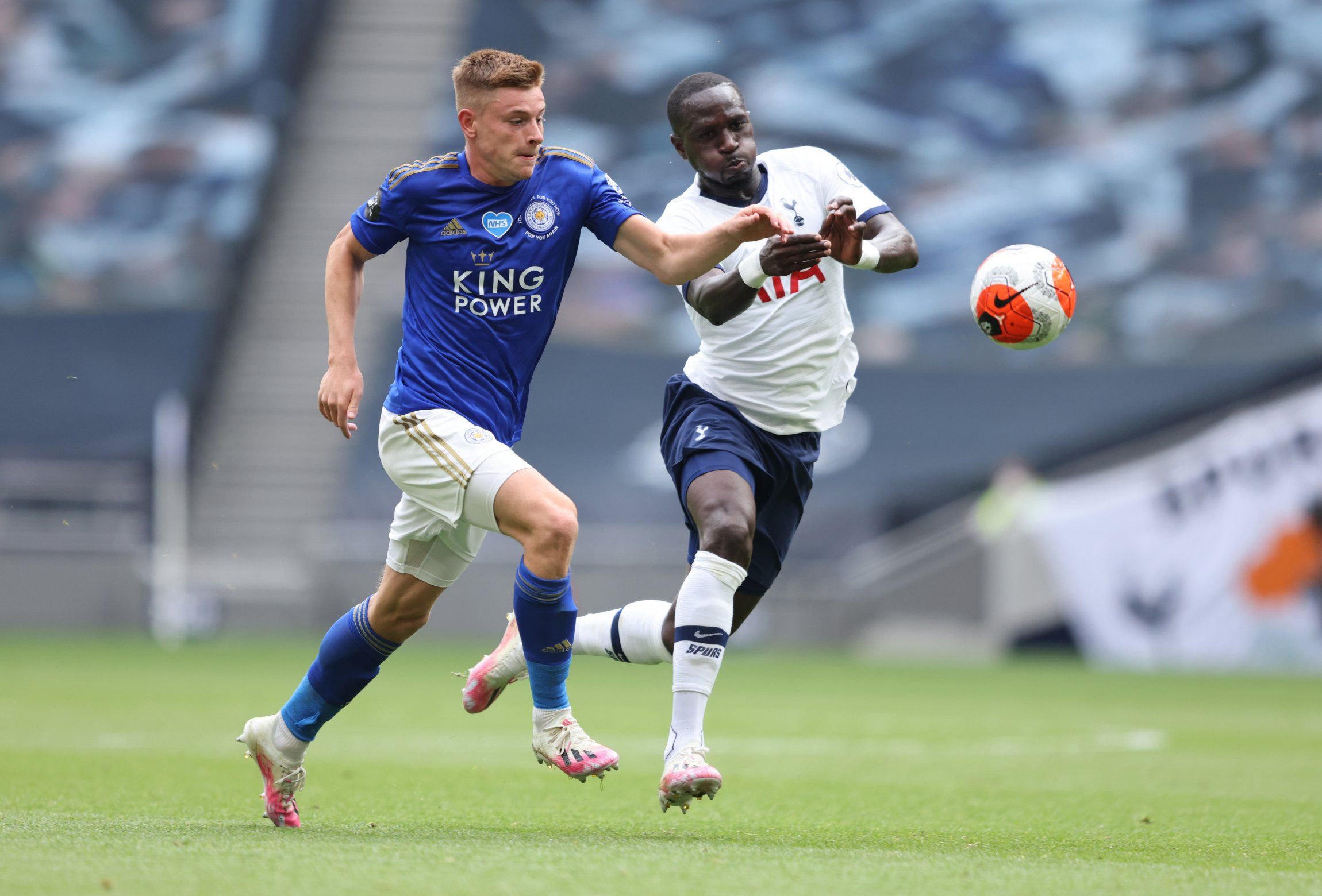 Moussa Sissoko battling for the ball vs Leicester