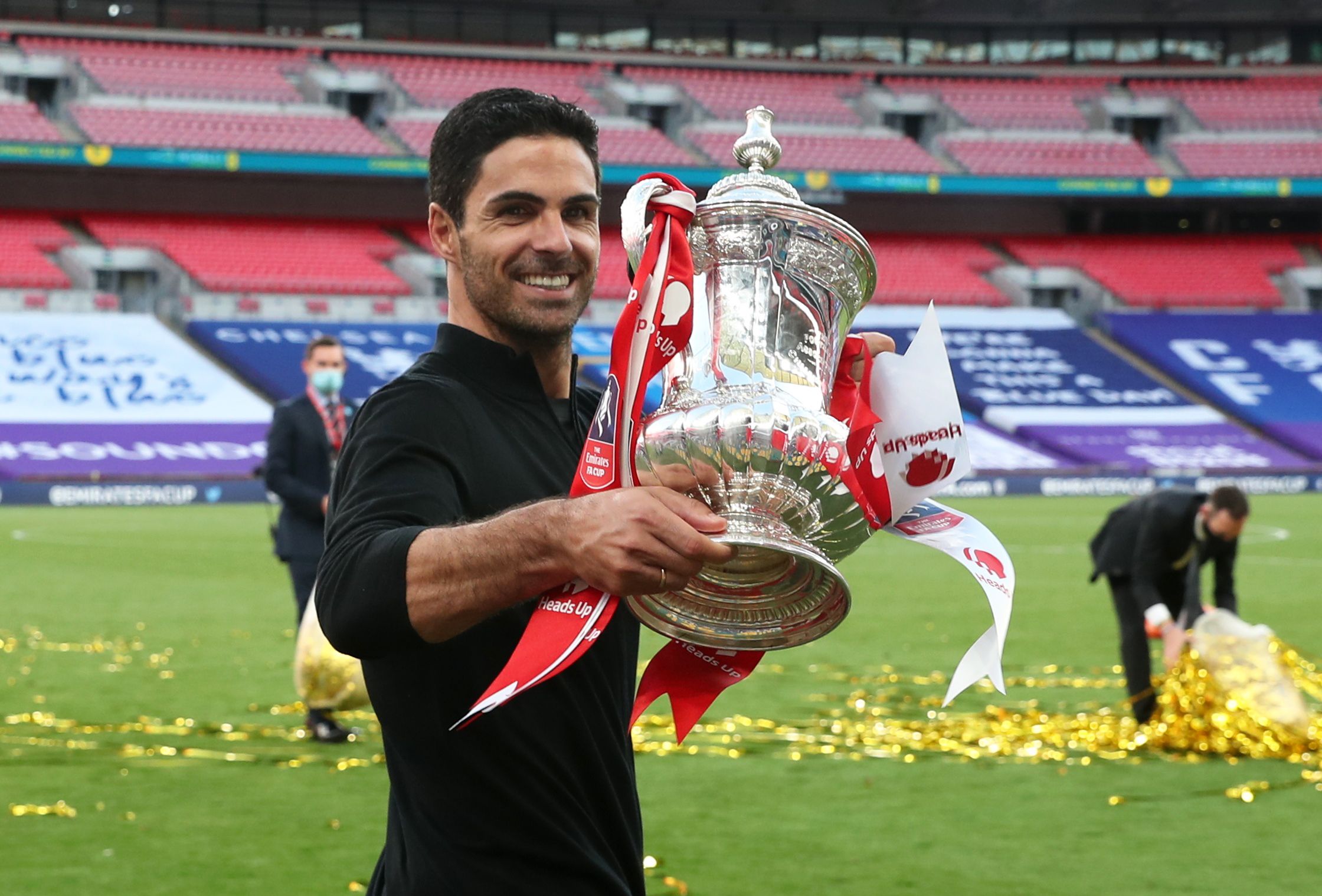 arsenal-fc-manager-mikel-arteta-with-the-fa-cup