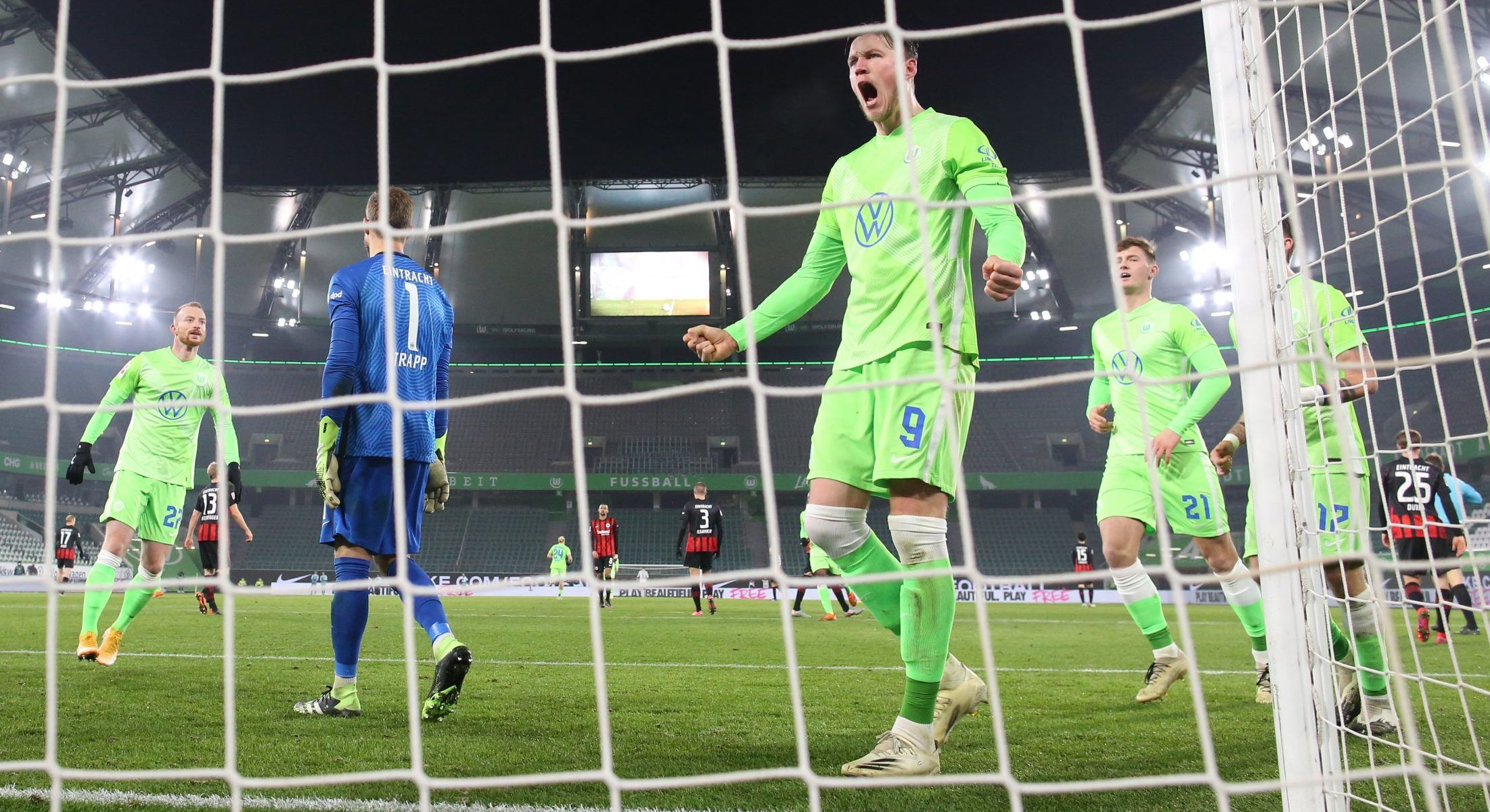 wolfsburg striker wout weghorst scores again bundesliga vs frankfurt spurs target