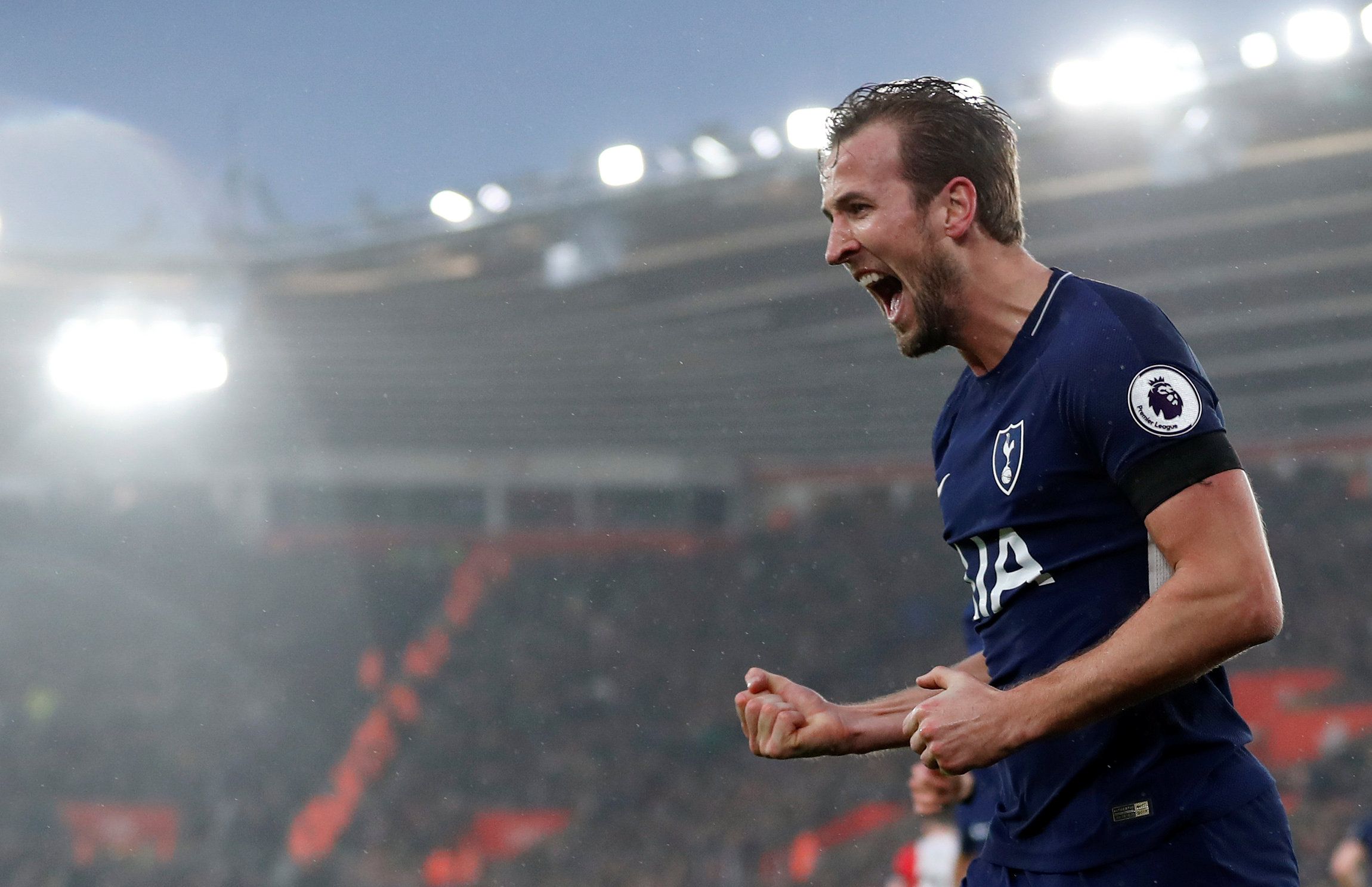 Soccer Football - Premier League - Southampton vs Tottenham Hotspur - St Mary's Stadium, Southampton, Britain - January 21, 2018   Tottenham's Harry Kane celebrates scoring their first goal         Action Images via Reuters/Matthew Childs    EDITORIAL USE ONLY. No use with unauthorized audio, video, data, fixture lists, club/league logos or 