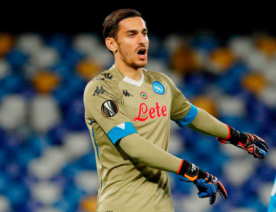 Soccer Football - Europa League - Group F - Napoli v AZ Alkmaar - Stadio San Paolo, Naples, Italy - October 22, 2020 Napoli’s Alex Meret REUTERS/Ciro  De Luca