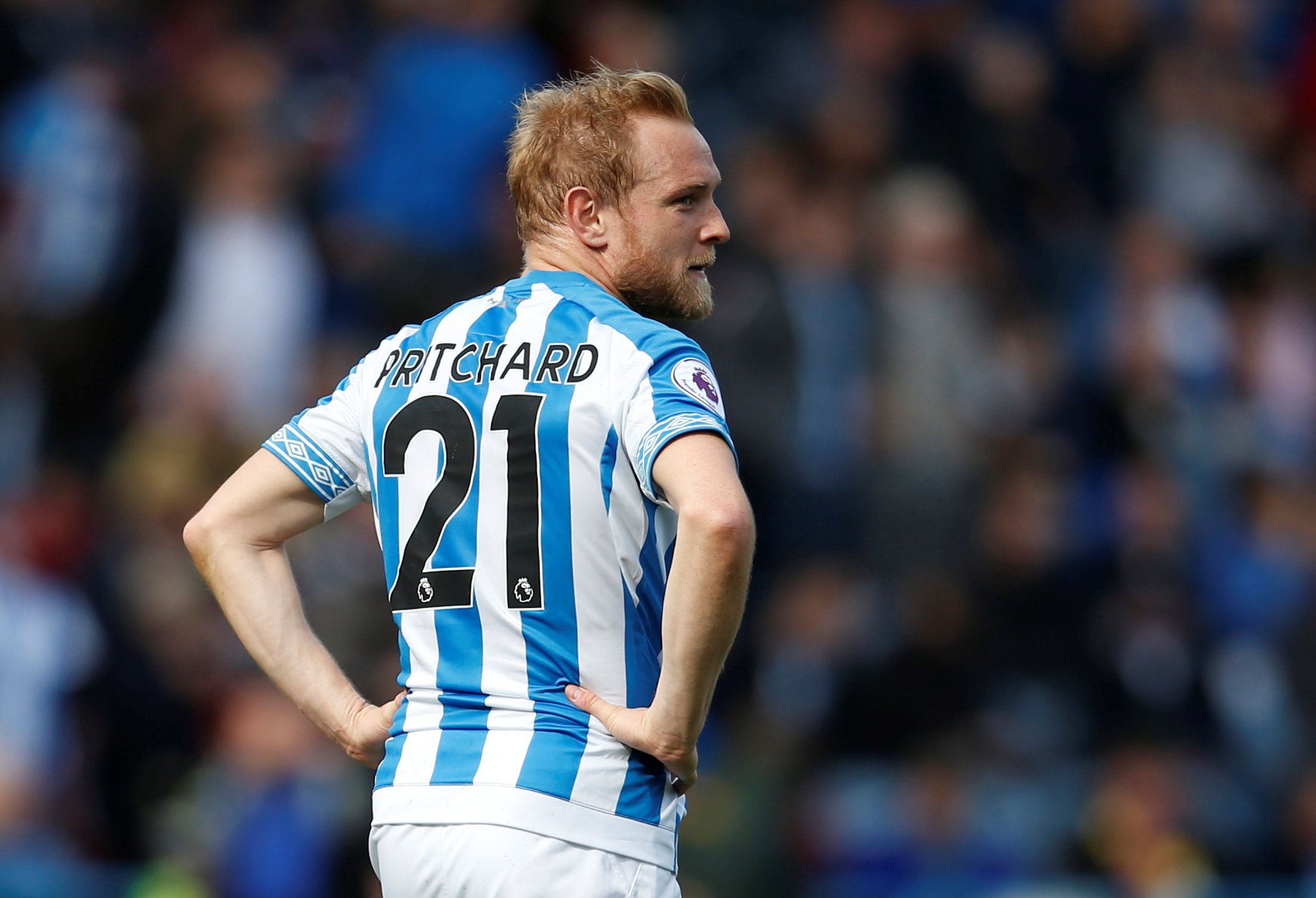 Soccer Football - Premier League - Huddersfield Town v Leicester City - John Smith's Stadium, Huddersfield, Britain - April 6, 2019  Huddersfield Town's Alex Pritchard reacts after the match          Action Images via Reuters/Ed Sykes  EDITORIAL USE ONLY. No use with unauthorized audio, video, data, fixture lists, club/league logos or 