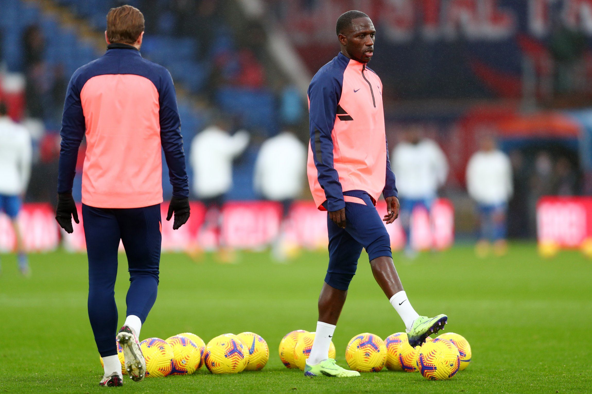 spurs midfield moussa sissoko during warm up before kick off against palace in the premier league