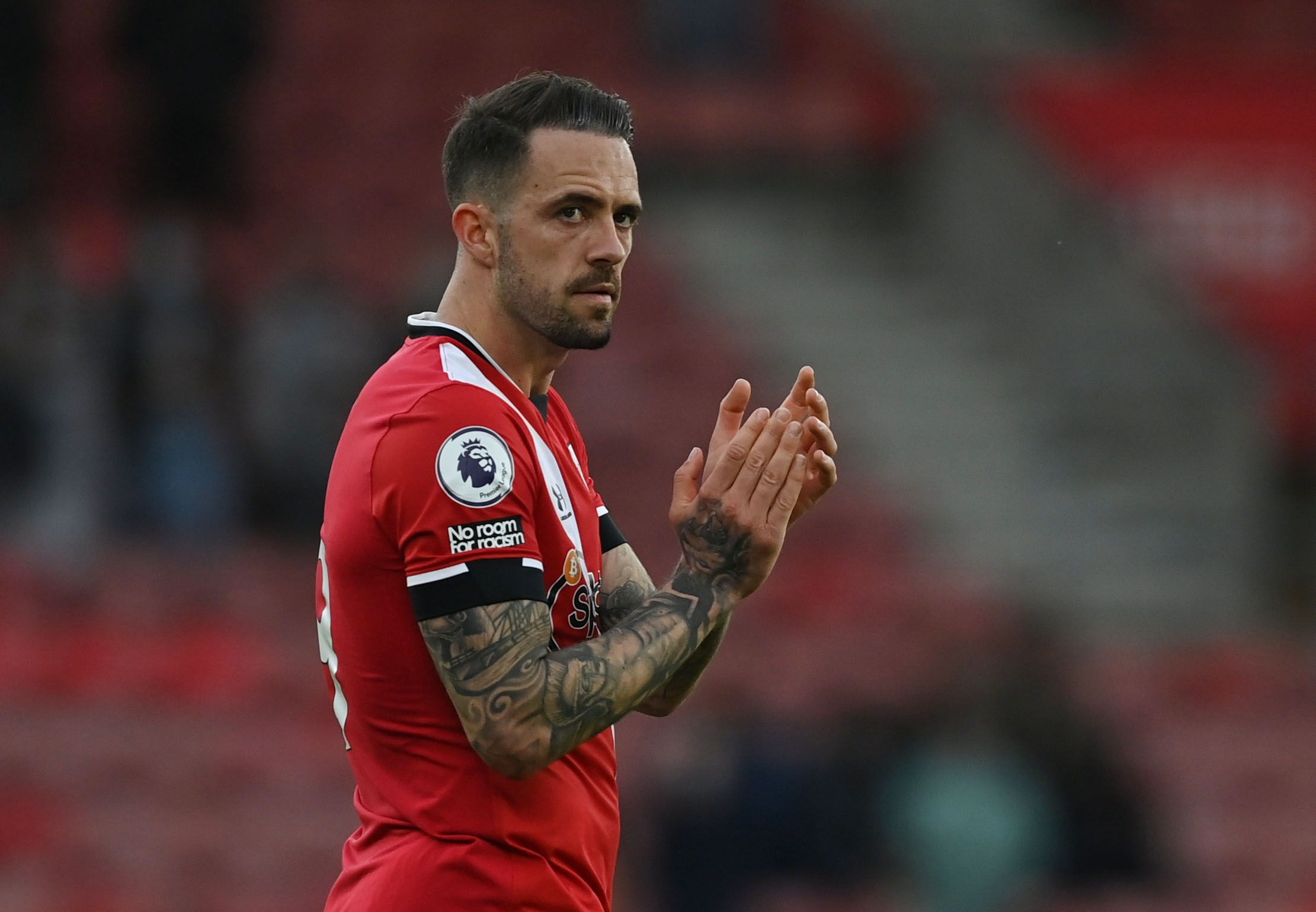 Soccer Football - Premier League -  Southampton v Leeds United - St Mary's Stadium, Southampton, Britain - May 18, 2021 Southampton's Danny Ings applauds fans after the match Pool via REUTERS/Neil Hall EDITORIAL USE ONLY. No use with unauthorized audio, video, data, fixture lists, club/league logos or 'live' services. Online in-match use limited to 75 images, no video emulation. No use in betting, games or single club /league/player publications.  Please contact your account representative for f