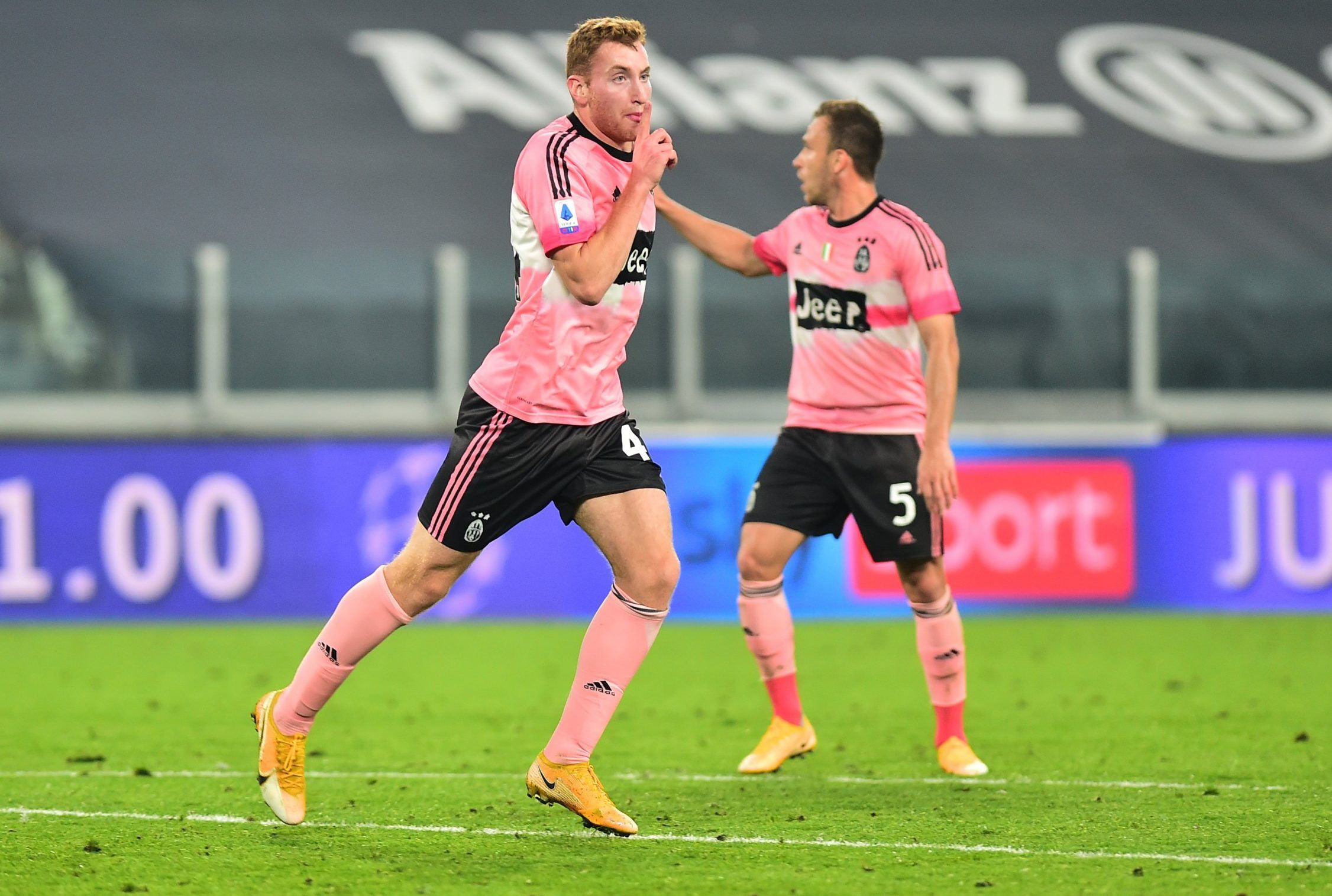 Juventus midfielder Dejan Kulusevski in action agianst Verona in the Serie A