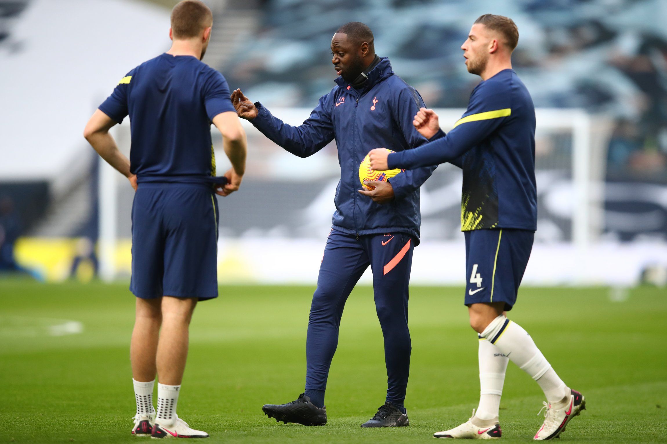 Spurs coach Ledley King with Eric Dier and Toby Alderweireld