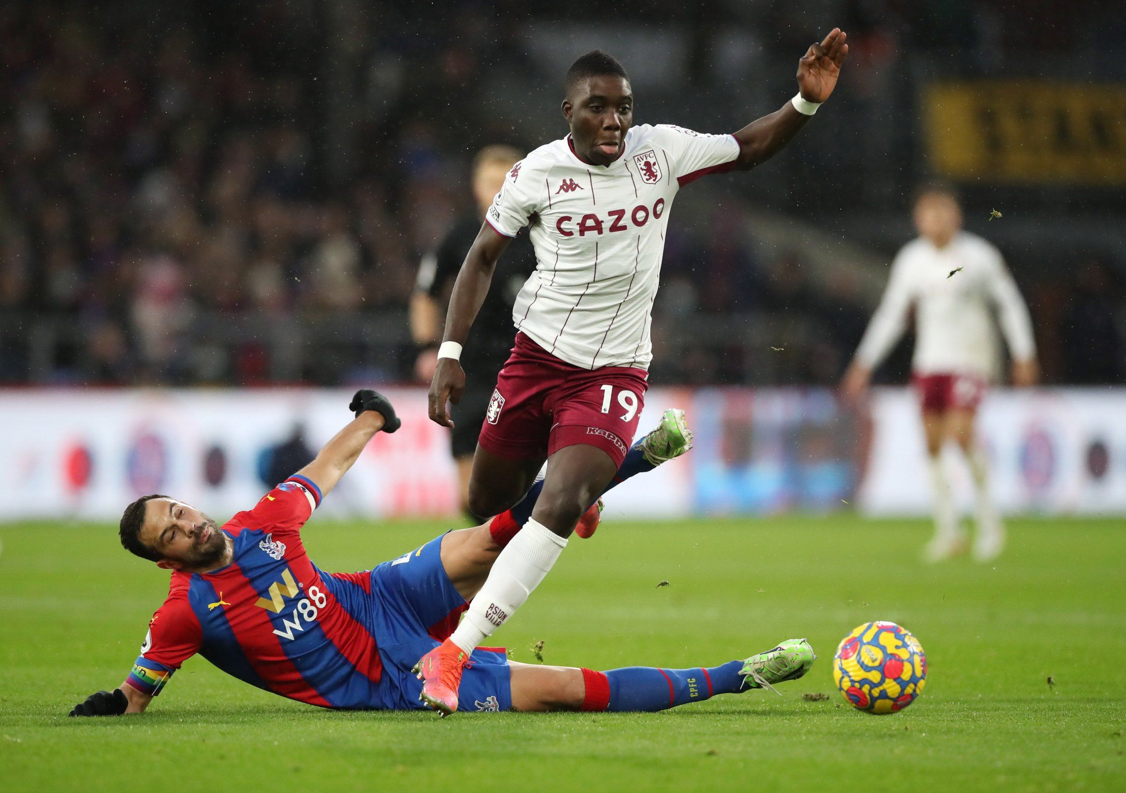 Aston Villa midfielder Marvelous Nakamba in Premier League action