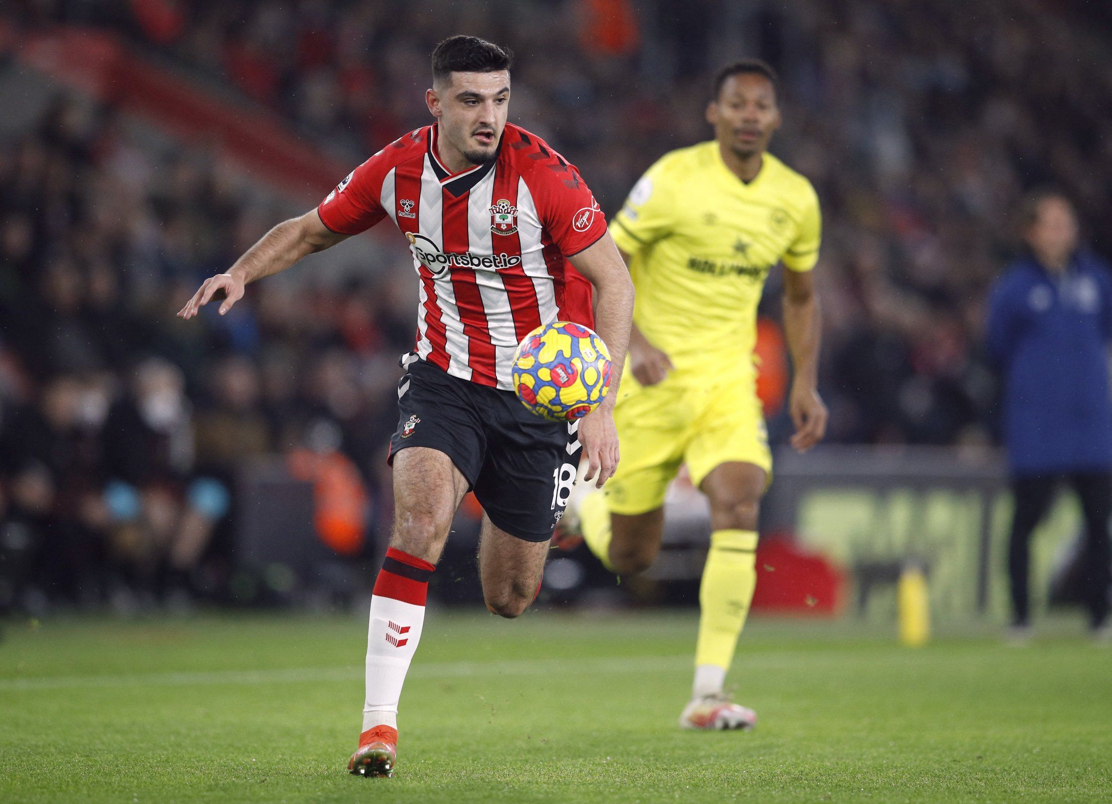 Chelsea loanee Armando Broja in action for Southampton against Brentford in the Premier League
