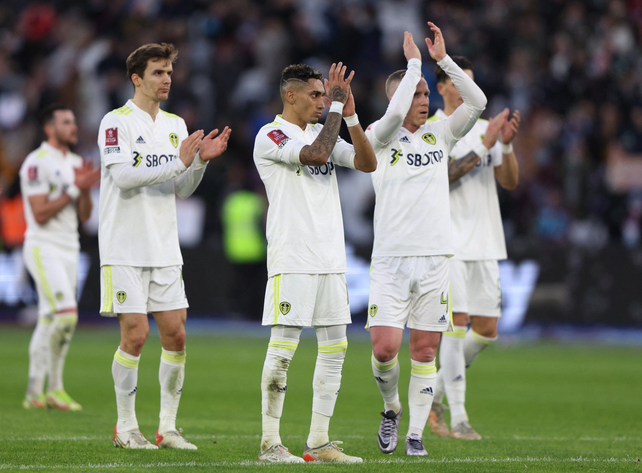Leeds-United-players-applaud-the-supporters-after-FA-Cup-defeat-to-West-Ham.jpg
