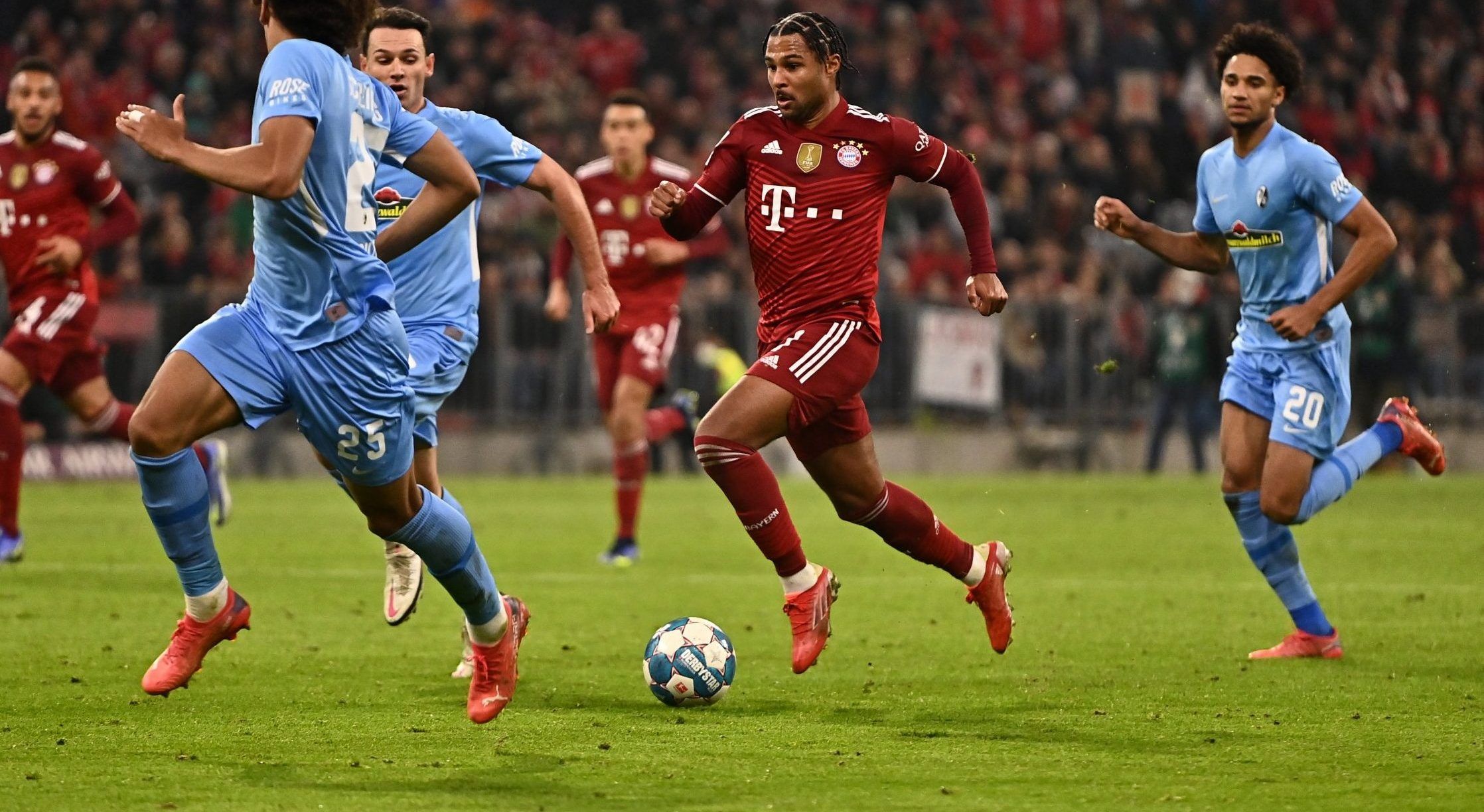Bayern Munich attacker Serge Gnabry on the ball against Freiburg in the Bundesliga