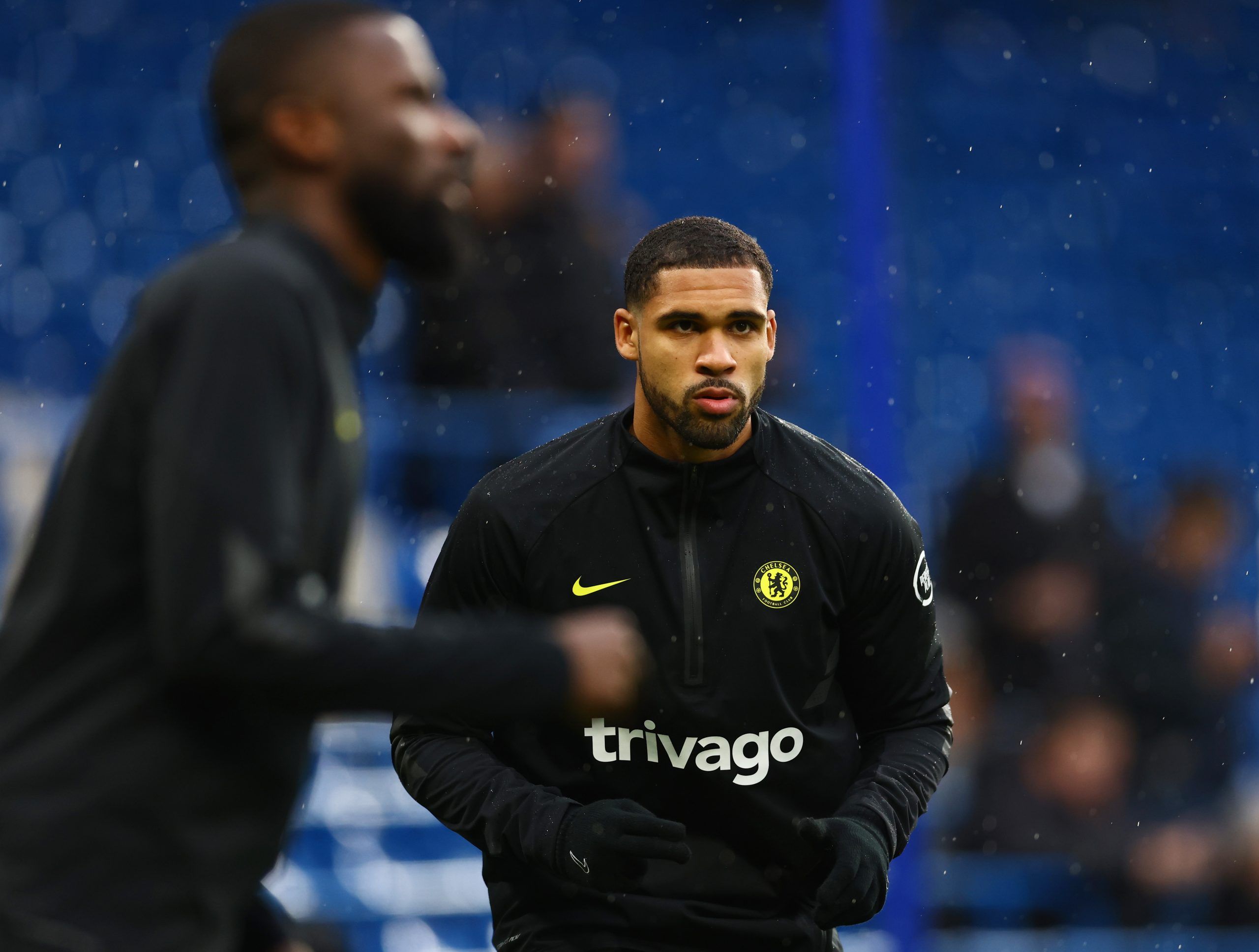 Soccer Football - Premier League - Chelsea v Leeds United - Stamford Bridge, London, Britain - December 11, 2021 Chelsea's Ruben Loftus-Cheek during the warm up before the match REUTERS/David Klein EDITORIAL USE ONLY. No use with unauthorized audio, video, data, fixture lists, club/league logos or 'live' services. Online in-match use limited to 75 images, no video emulation. No use in betting, games or single club /league/player publications.  Please contact your account representative for furth