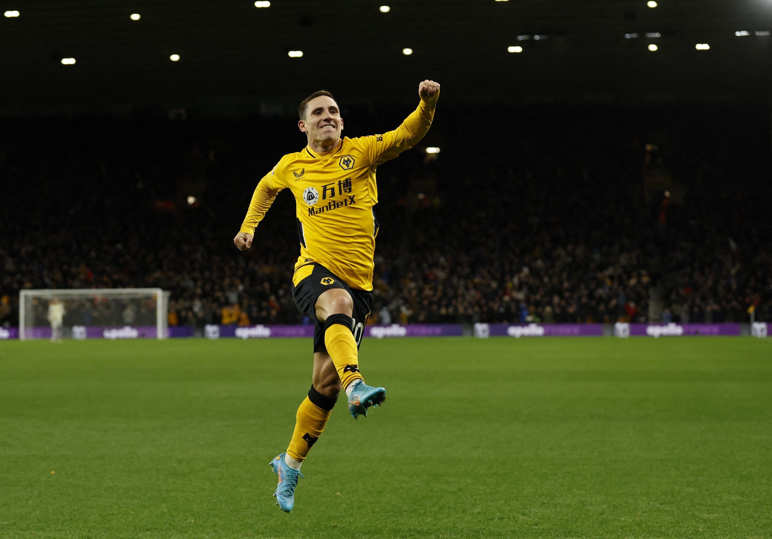 Bruno Lage, Fosun, Jeff Shi, Molineux, The Old Gold, Wolves, Wolves fans, Wolves info, Wolves latest, Wolves news, Wolves updates, WWFC, WWFC news, WWFC update, Premier League, Premier League news, Wolverhampton Wanderers, Crystal Palace, Chalkboard, Daniel Podence, 

