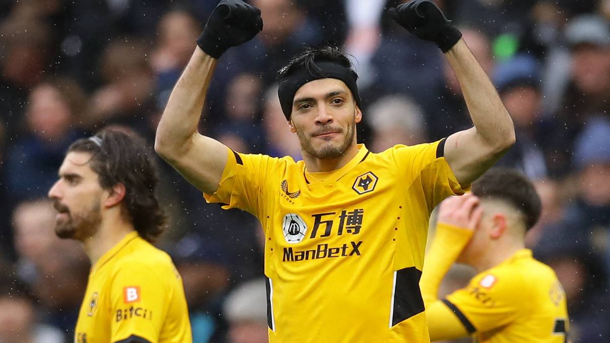 Wolves must unleash Raul Jimenez vs Watford