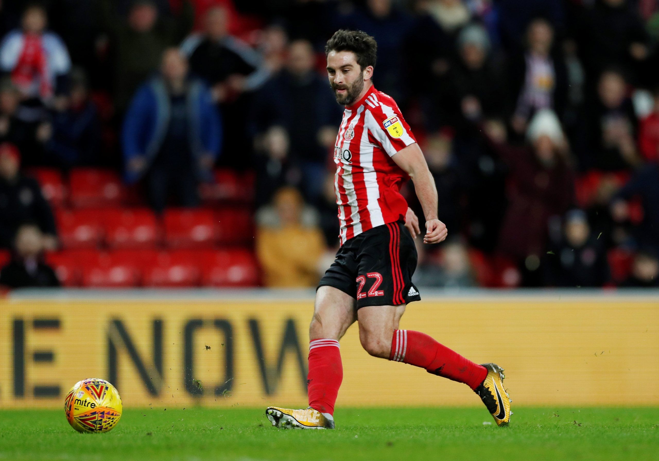 Soccer Football - League One - Sunderland v Blackpool - Stadium of Light, Sunderland, Britain - February 12, 2019   Sunderland's Will Grigg shoots at goal   Action Images/Lee Smith    EDITORIAL USE ONLY. No use with unauthorized audio, video, data, fixture lists, club/league logos or 