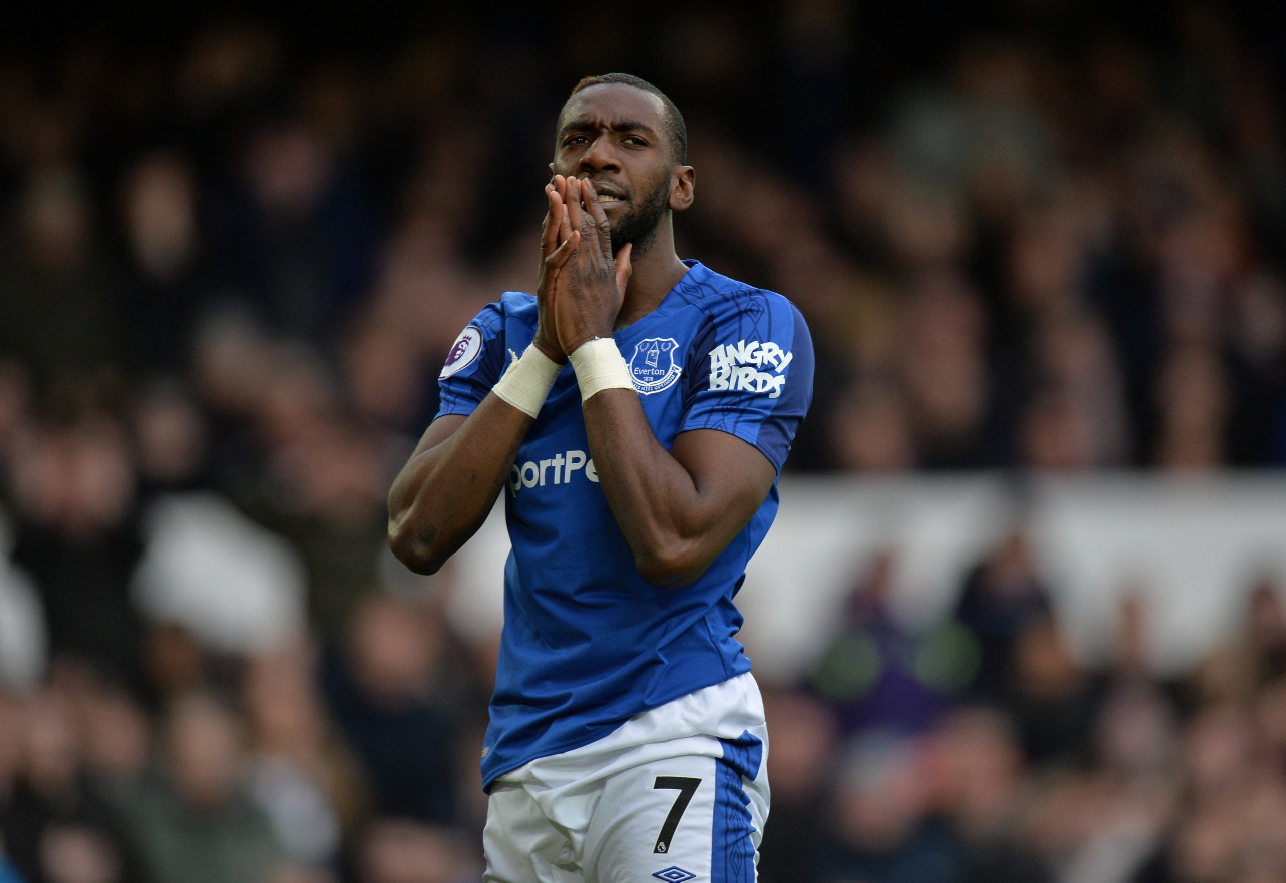 Everton's Yannick Bolasie reacts after a missed chance