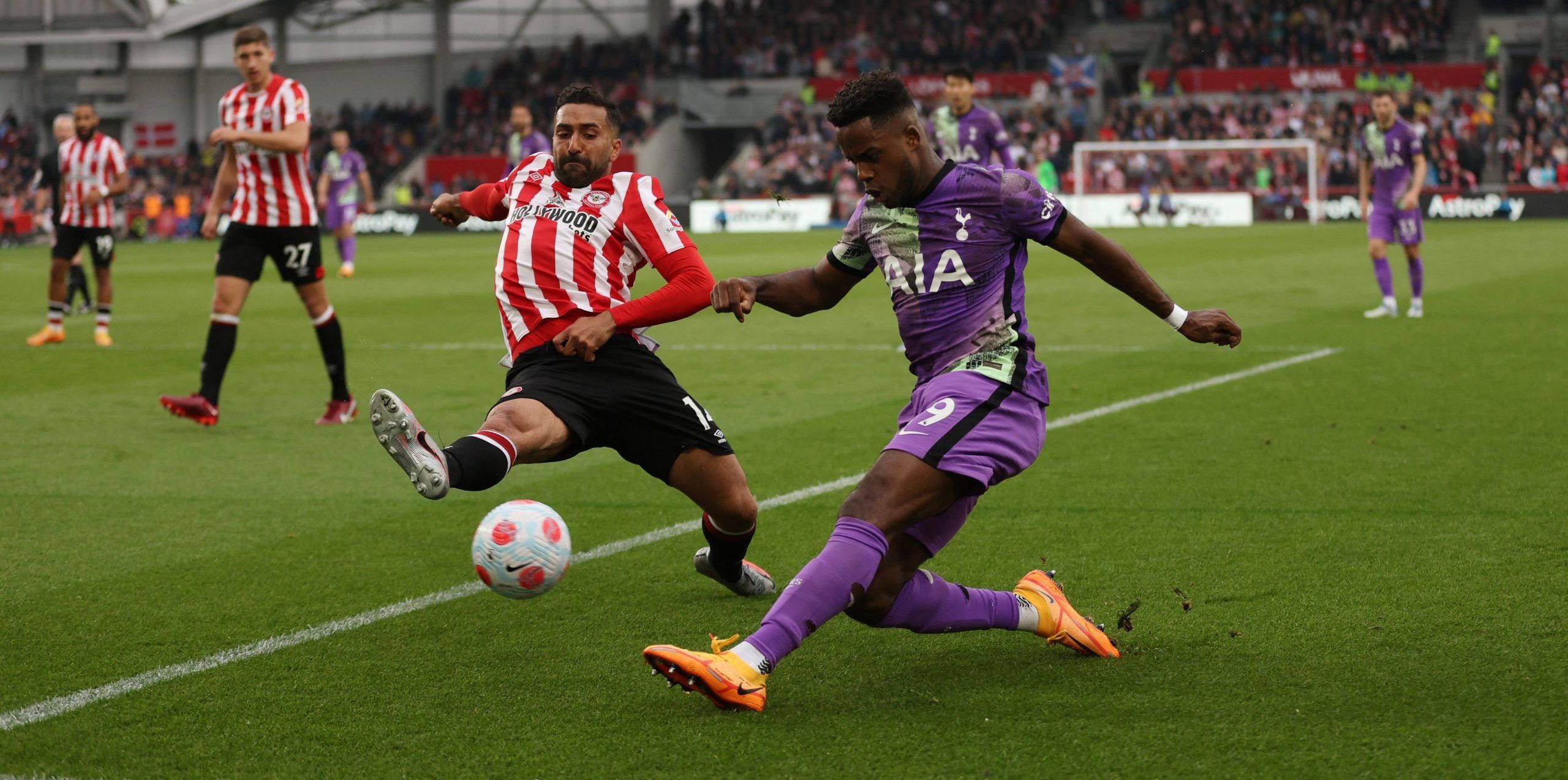 Spurs wing-back Ryan Sessegnon in action vs Brentford, Premier League