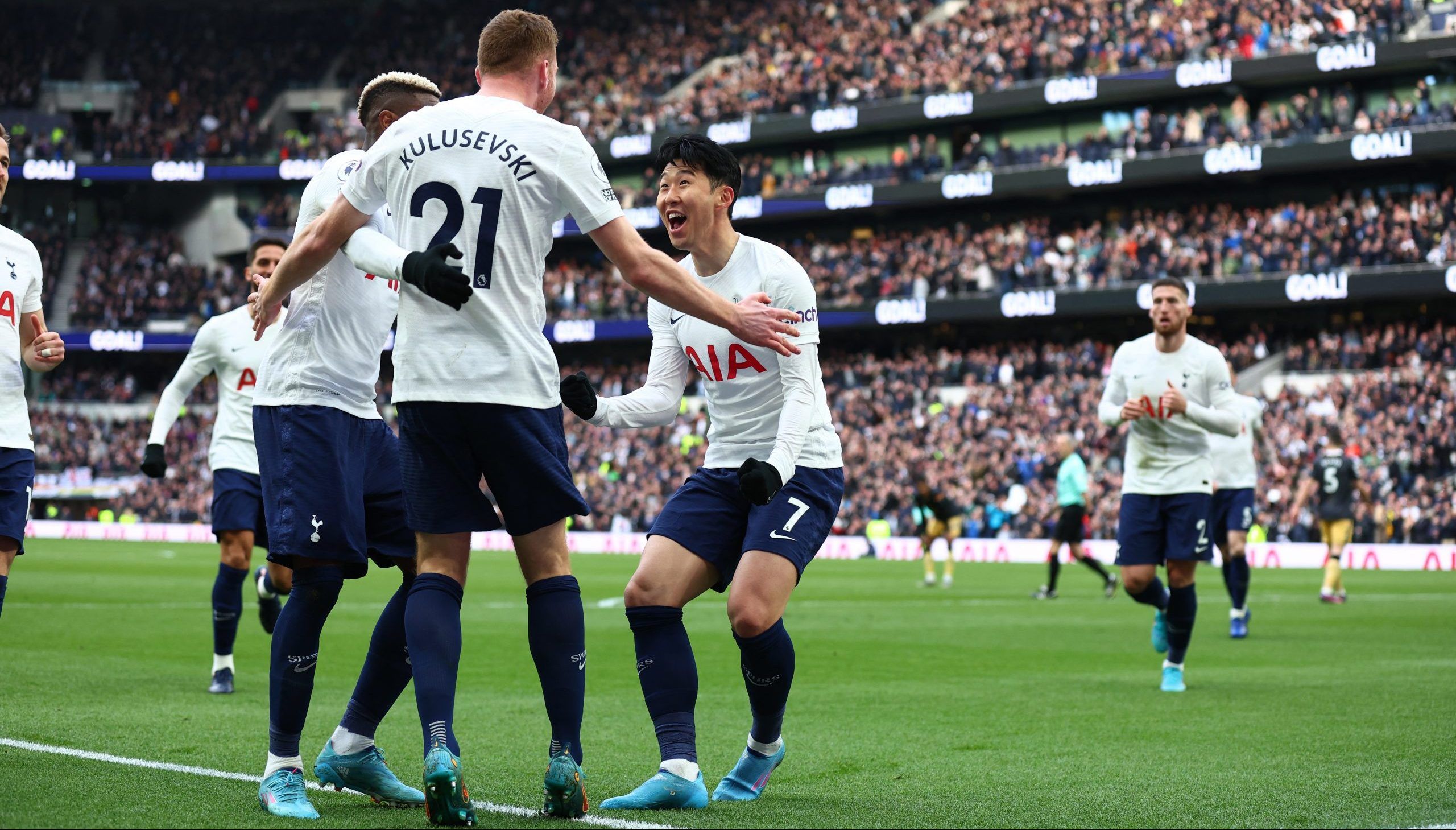 Soccer Football - Premier League - Tottenham Hotspur v Newcastle United - Tottenham Hotspur Stadium, London, Britain - April 3, 2022 Tottenham Hotspur's Son Heung-min celebrates scoring their third goal with teammates REUTERS/David Klein EDITORIAL USE ONLY. No use with unauthorized audio, video, data, fixture lists, club/league logos or 'live' services. Online in-match use limited to 75 images, no video emulation. No use in betting, games or single club /league/player publications.  Please conta