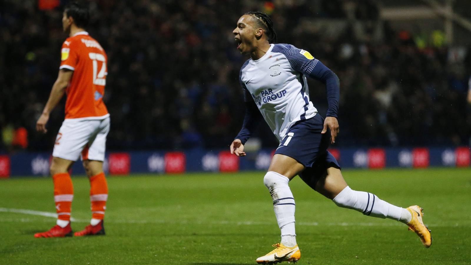 Sunderland must sign Cameron Archer