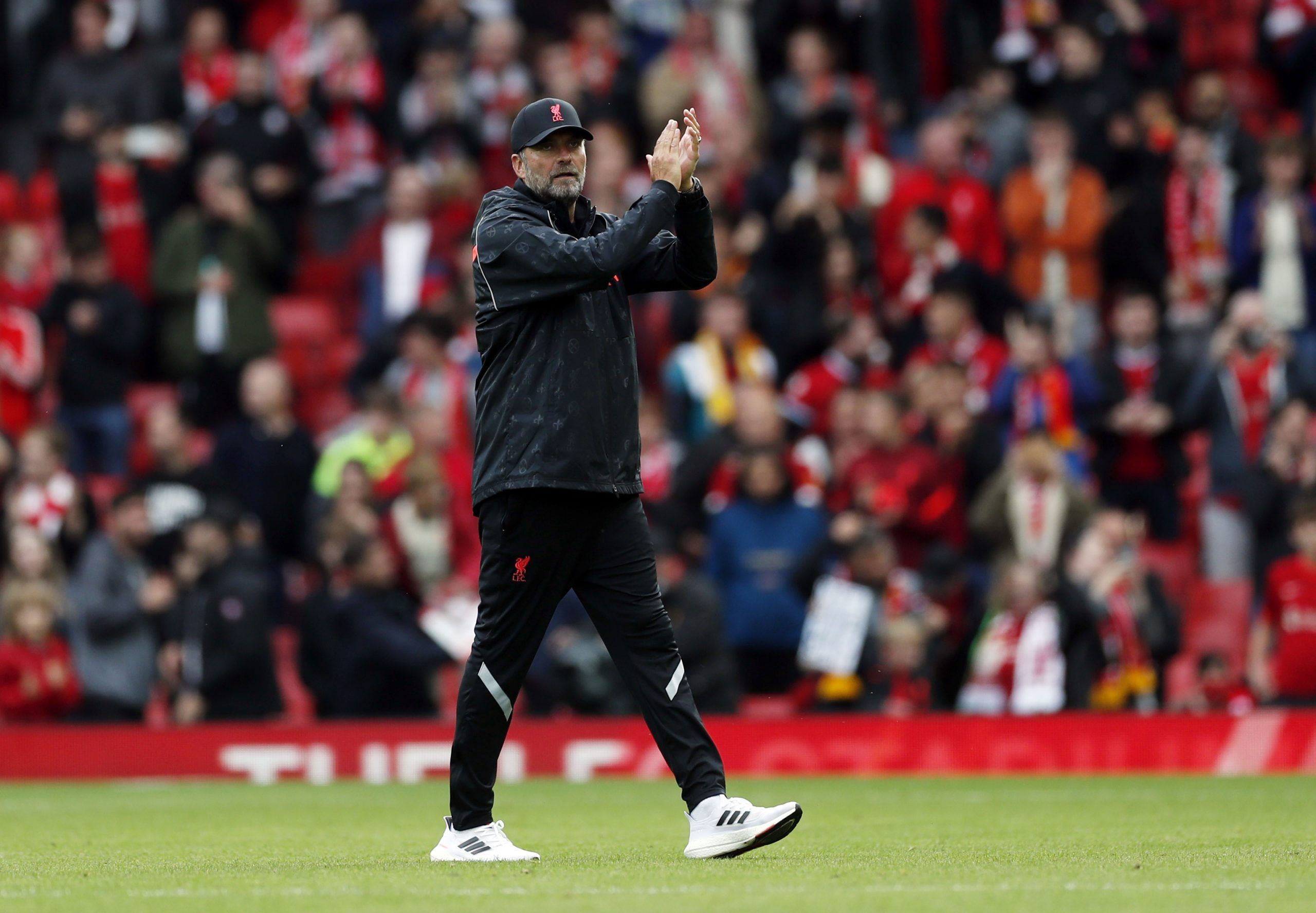 Soccer Football - Pre Season Friendly - Liverpool v Athletic Bilbao - Anfield, Liverpool, Britain - August 8, 2021  Liverpool manager Jurgen Klopp acknowledges the fans after the match Action Images via Reuters/Lee Smith
