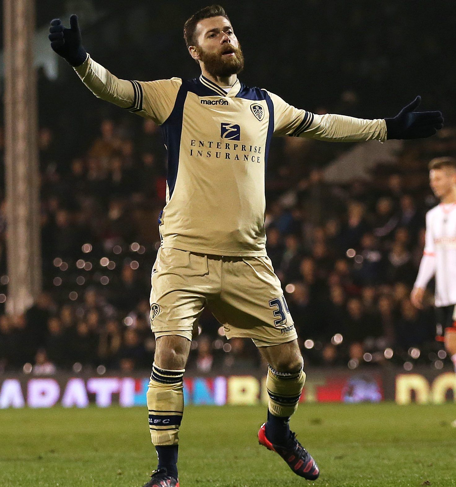 Football - Fulham v Leeds United - Sky Bet Football League Championship - Craven Cottage - 18/3/15 
Mirco Antenucci celebrates after scoring the third goal for Leeds 
Mandatory Credit: Action Images / Paul Childs 
Livepic 
EDITORIAL USE ONLY. No use with unauthorized audio, video, data, fixture lists, club/league logos or 