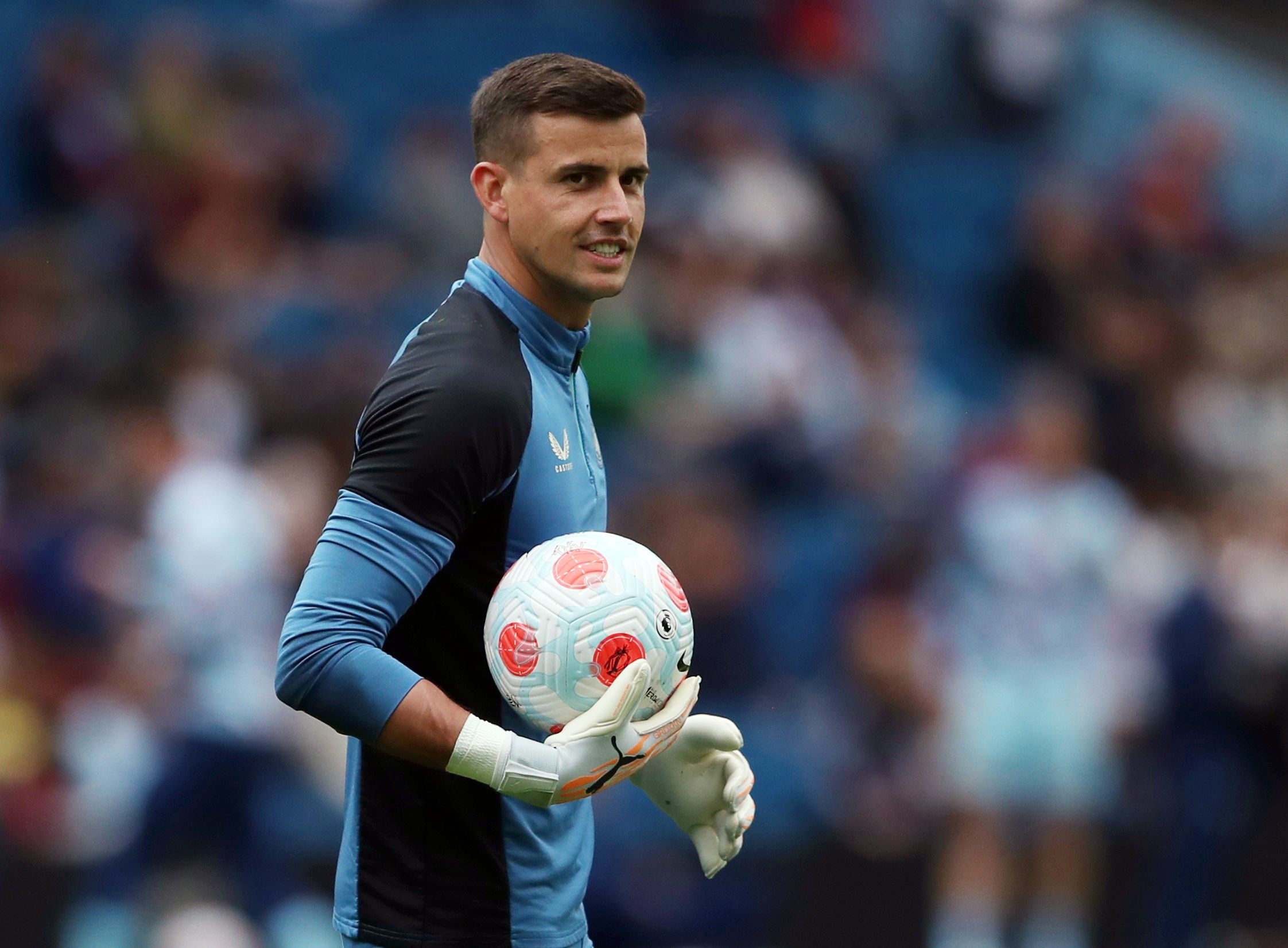 darlow-premier-league-magpies-newcastle-howe-dubravka
