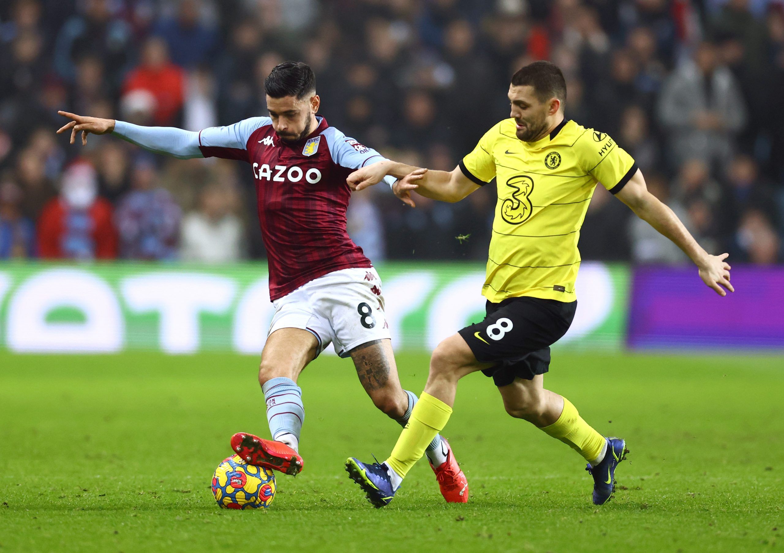 morgan-sanson-aston-villa-transfer-news-marseille-kamara-premier-league-transfer-latest-steven-gerrard-sanson-dean-smith-transferSoccer Football - Premier League - Aston Villa v Chelsea - Villa Park, Birmingham, Britain - December 26, 2021 Aston Villa's Morgan Sanson in action with Chelsea's Mateo Kovacic REUTERS/David Klein EDITORIAL USE ONLY. No use with unauthorized audio, video, data, fixture lists, club/league logos or 'live' services. Online in-match use limited to 75 images, no video emul