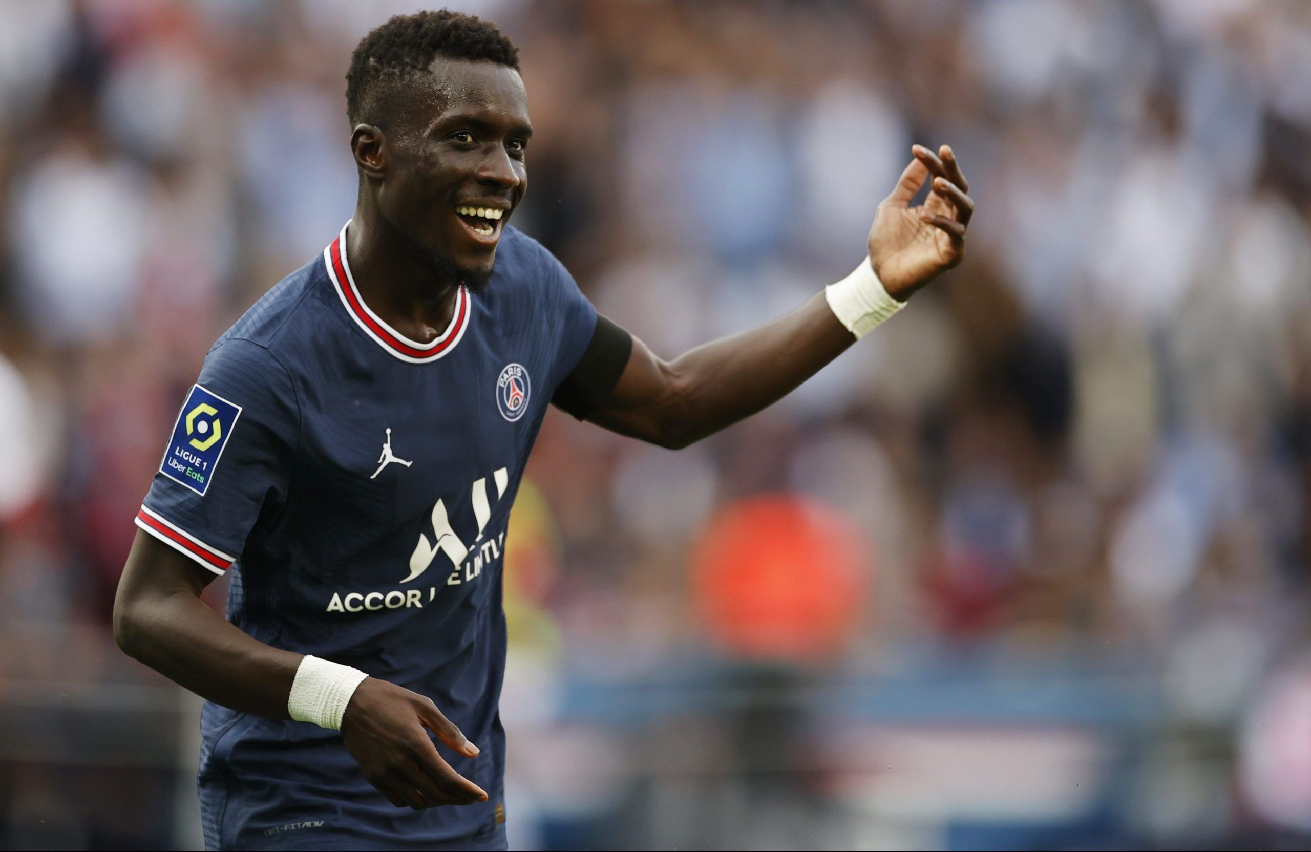 Idrissa-Gana-Gueye-Transfer-Everton-Paris-Saint-Germain-
