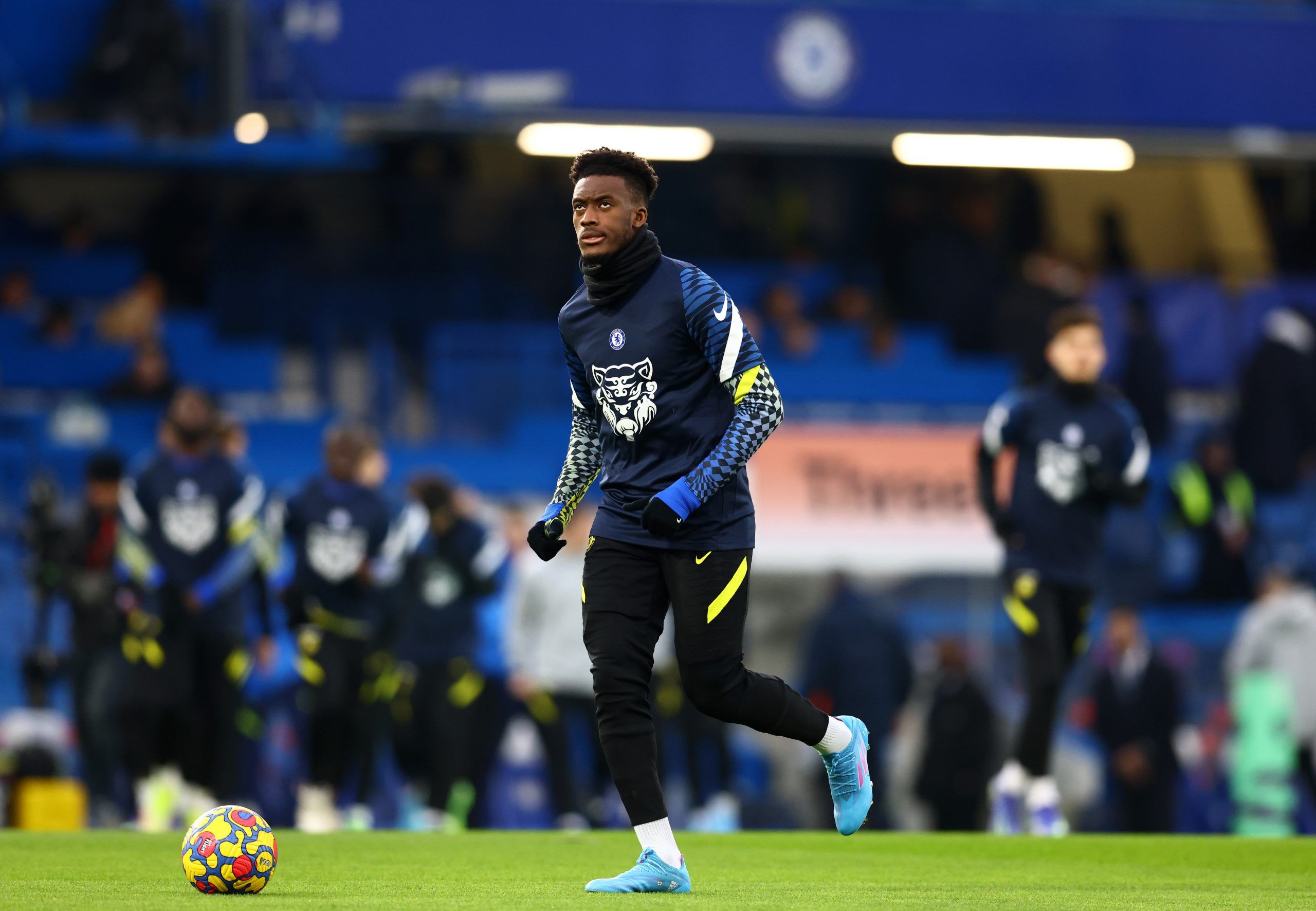 Soccer Football - Premier League - Chelsea v Tottenham Hotspur - Stamford Bridge, London, Britain - January 23, 2022 Chelsea's Callum Hudson-Odoi during the warm up before the match REUTERS/David Klein EDITORIAL USE ONLY. No use with unauthorized audio, video, data, fixture lists, club/league logos or 'live' services. Online in-match use limited to 75 images, no video emulation. No use in betting, games or single club /league/player publications.  Please contact your account representative for f