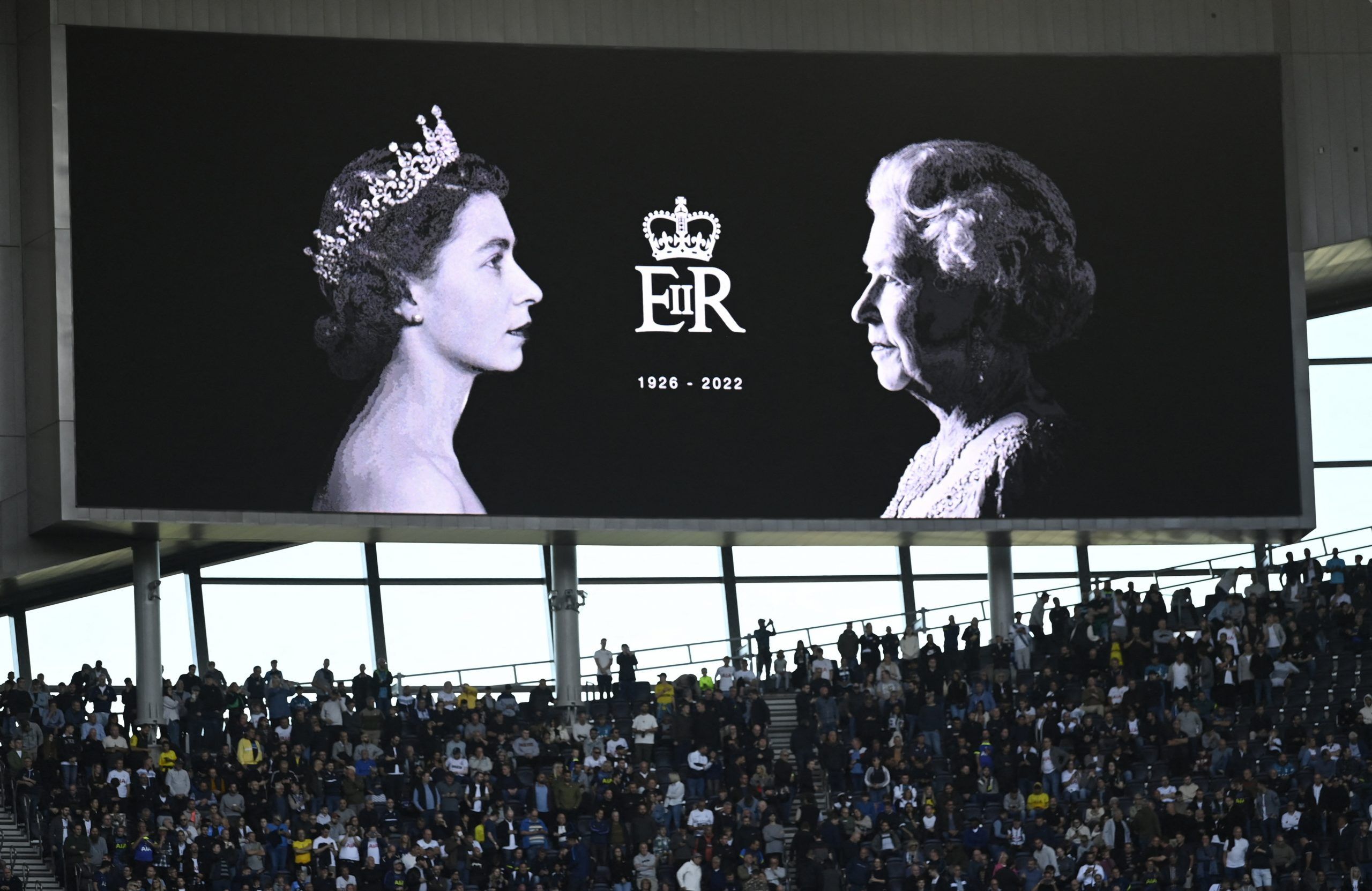 Soccer Football - Premier League - Tottenham Hotspur v Leicester City - Tottenham Hotspur Stadium, London, Britain - September 17, 2022 General view of the big screen inside the stadium before the match following the death of Britain's Queen Elizabeth REUTERS/Tony Obrien EDITORIAL USE ONLY. No use with unauthorized audio, video, data, fixture lists, club/league logos or 'live' services. Online in-match use limited to 75 images, no video emulation. No use in betting, games or single club /league/