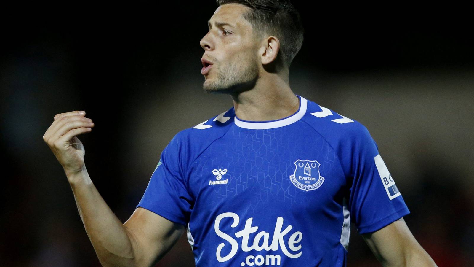 James Tarkowski giữ sự ổn định cho hàng thủ Everton - Yếu tố quyết định cho thành công của câu lạc bộ James Tarkowski giữ sự ổn định cho hàng thủ Everton - Yếu tố quyết định cho thành công của câu lạc bộ