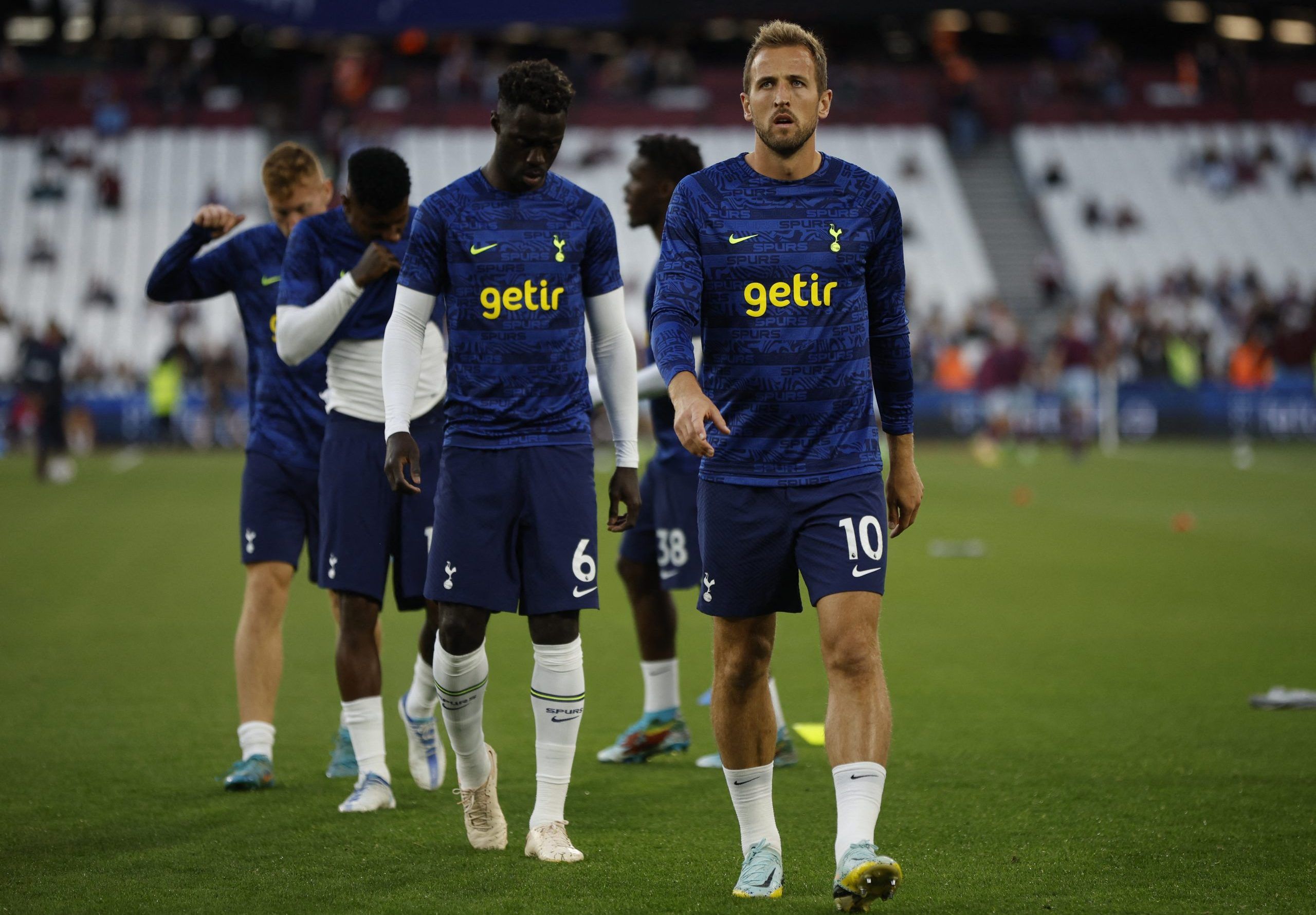 Tottenham Hotspur's Harry Kane during the warm up before the match