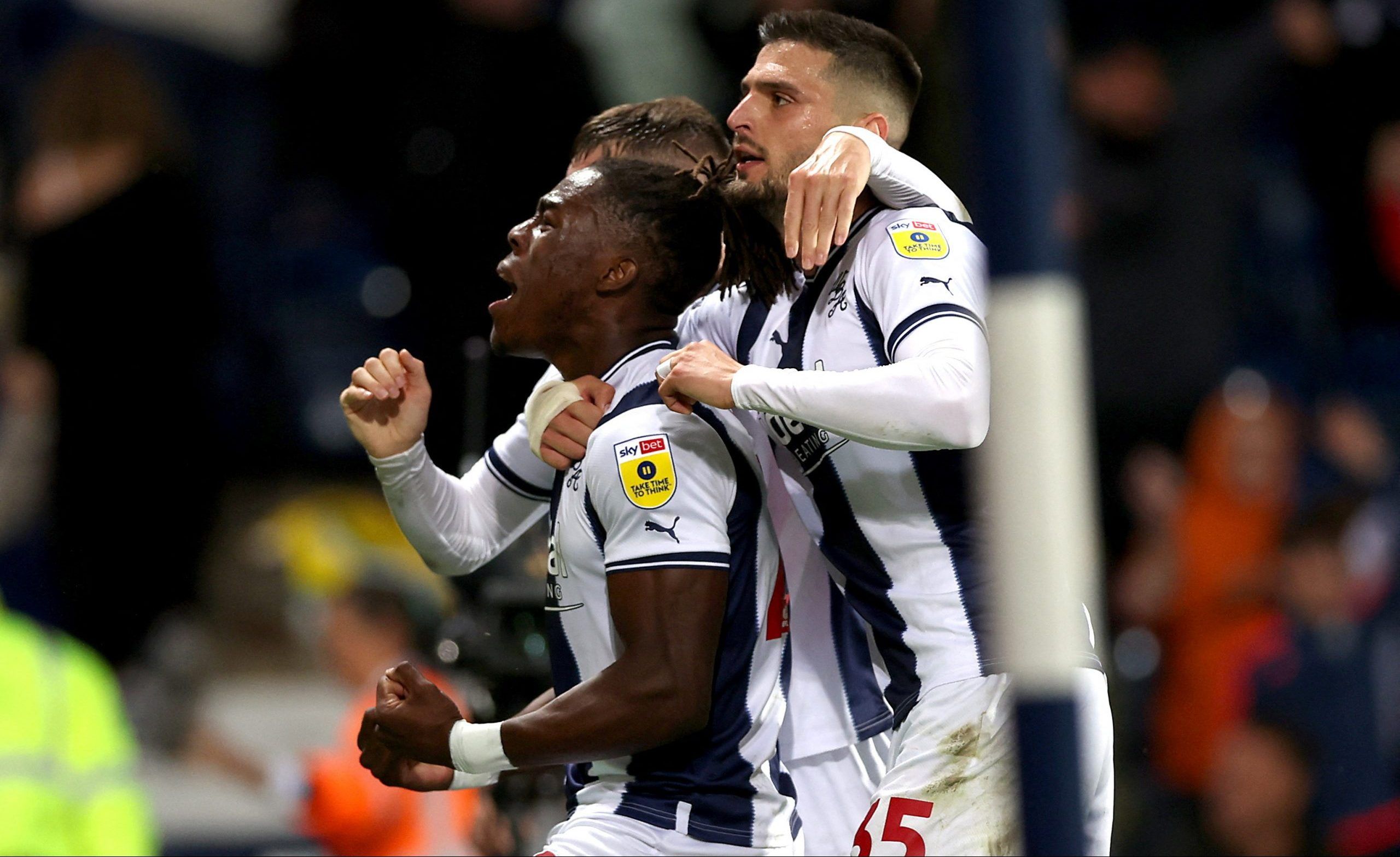 Soccer Football - Championship - West Bromwich Albion v Burnley - The Hawthorns, West Bromwich, Britain - September 2, 2022 West Bromwich Albion's Brandon Thomas Asante celebrates scoring their first goal  Action Images/Matthew Childs  EDITORIAL USE ONLY. No use with unauthorized audio, video, data, fixture lists, club/league logos or 