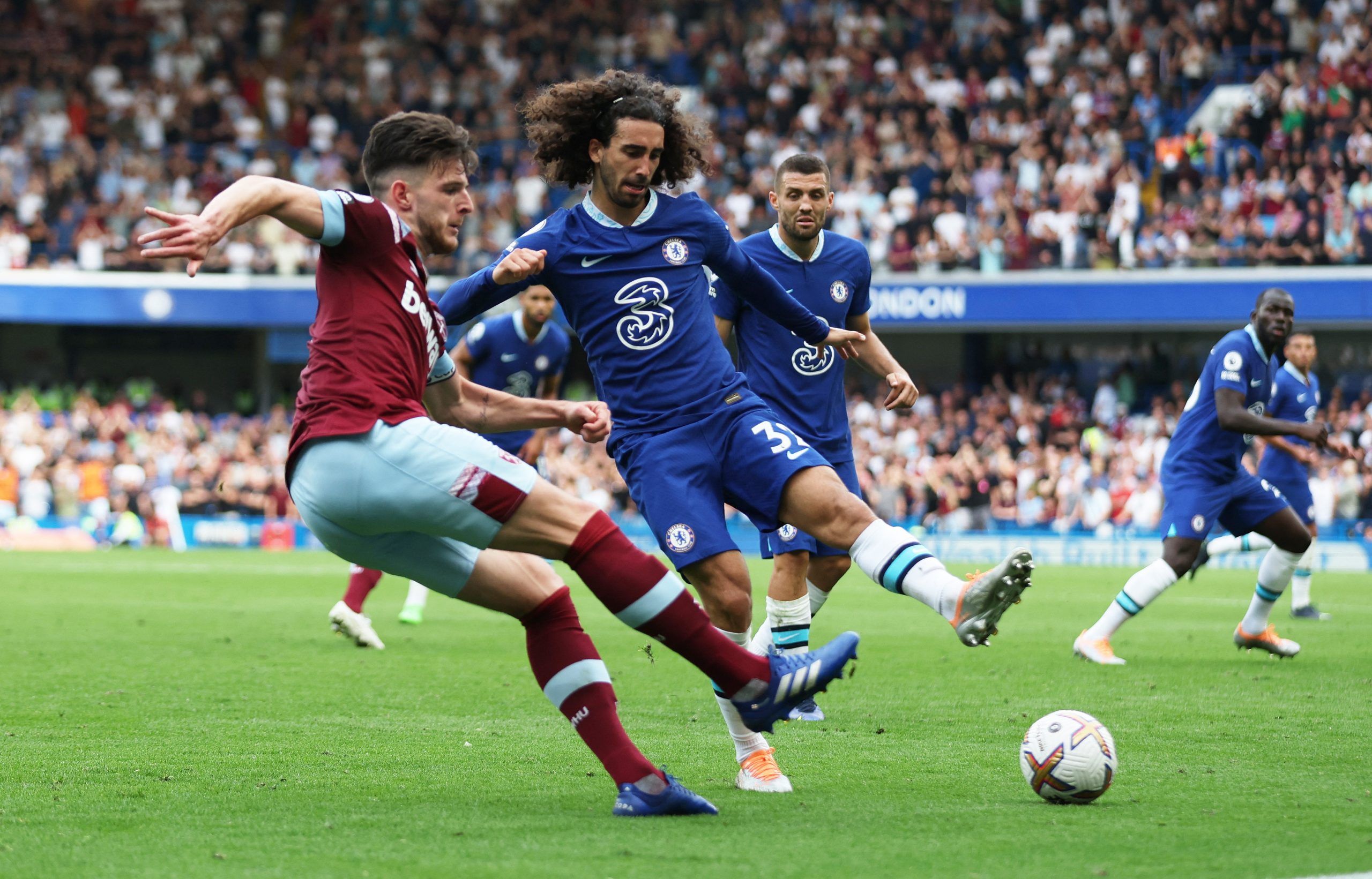 Soccer Football - Premier League - Chelsea v West Ham United - Stamford Bridge, London, Britain - September 3, 2022 Chelsea's Marc Cucurella in action with West Ham United's Declan Rice Action Images via Reuters/Matthew Childs EDITORIAL USE ONLY. No use with unauthorized audio, video, data, fixture lists, club/league logos or 'live' services. Online in-match use limited to 75 images, no video emulation. No use in betting, games or single club /league/player publications.  Please contact your acc