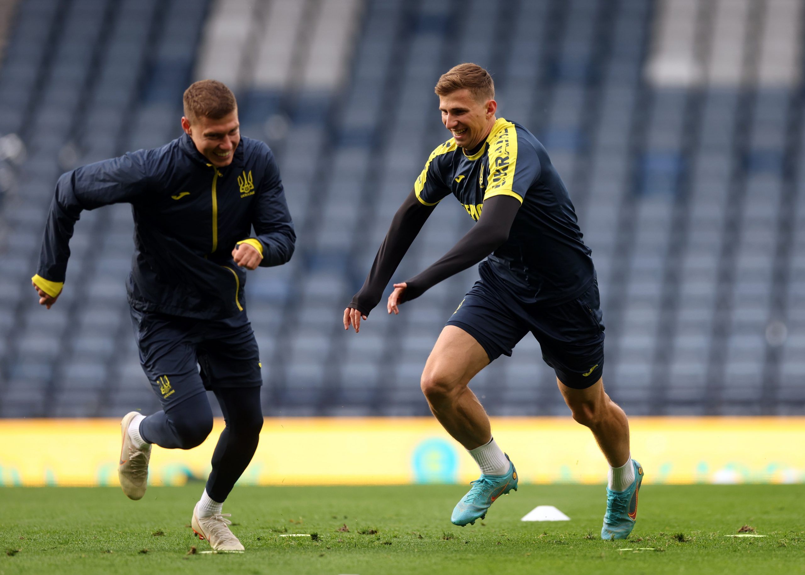 Soccer Football - FIFA World Cup - UEFA Qualifiers - Ukraine Training - Hampden Park, Glasgow, Scotland, Britain - May 31, 2022 Ukraine's Illya Zabarnyi in action during training Action Images via Reuters/Lee Smith