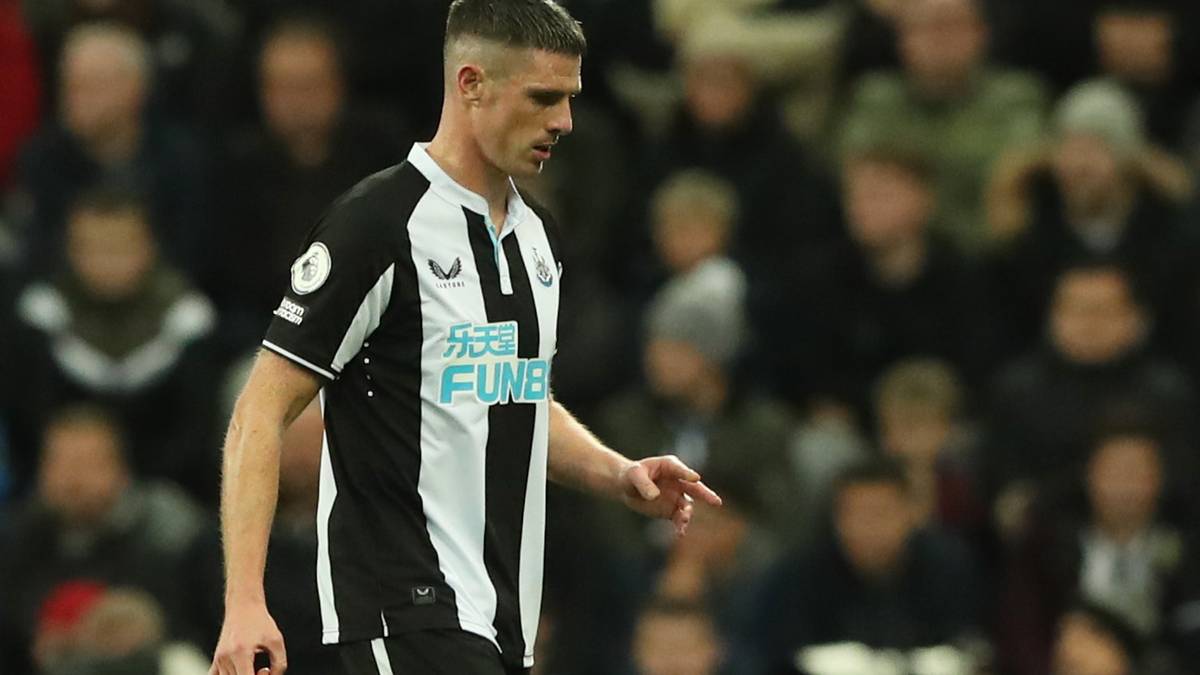 Ciaran Clark is still rinsing Newcastle