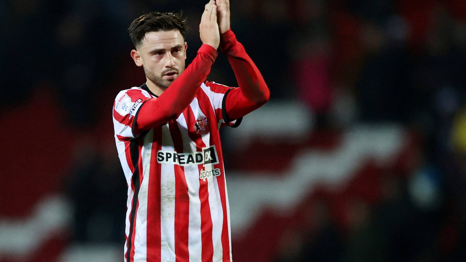 Patrick Roberts Tiếp Tục Là Nguồn Cảm Hứng Nơi Hành Lang Cánh - Hành Trình Của Tài Năng Và Đam Mê