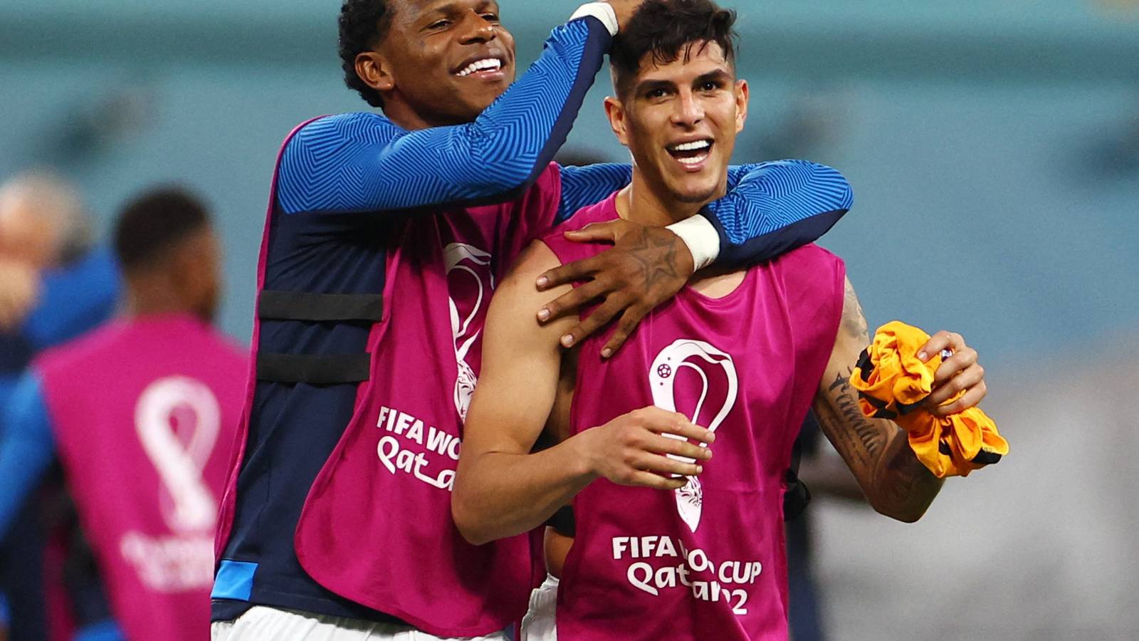 Chelsea could find Thiago Silva heir with Hincapie swoop