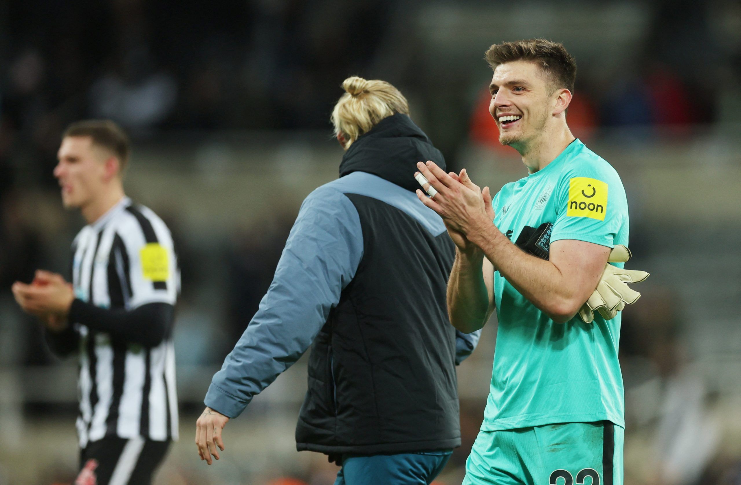 Soccer Football - Carabao Cup Third Round - Newcastle United v Crystal Palace - St James' Park, Newcastle, Britain - November 9, 2022  Newcastle United's Nick Pope celebrates after winning the penalty shootout Action Images via Reuters/Lee Smith EDITORIAL USE ONLY. No use with unauthorized audio, video, data, fixture lists, club/league logos or 'live' services. Online in-match use limited to 75 images, no video emulation. No use in betting, games or single club /league/player publications.  Plea