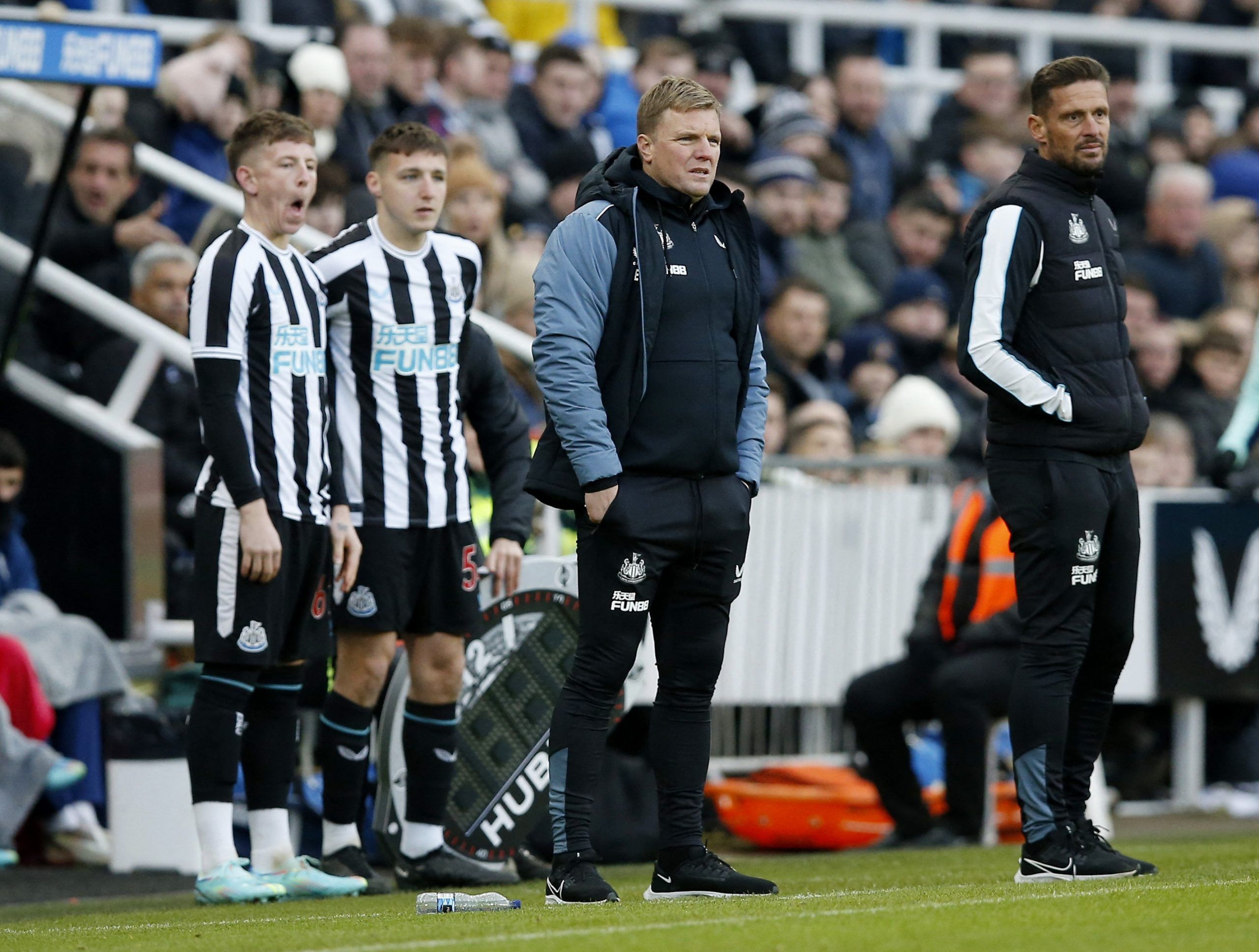Soccer Football - Friendly - Newcastle United v Rayo Vallecano - St James' Park, Newcastle, Britain - December 17, 2022 Newcastle United manager Eddie Howe reacts Action Images via Reuters/Craig Brough