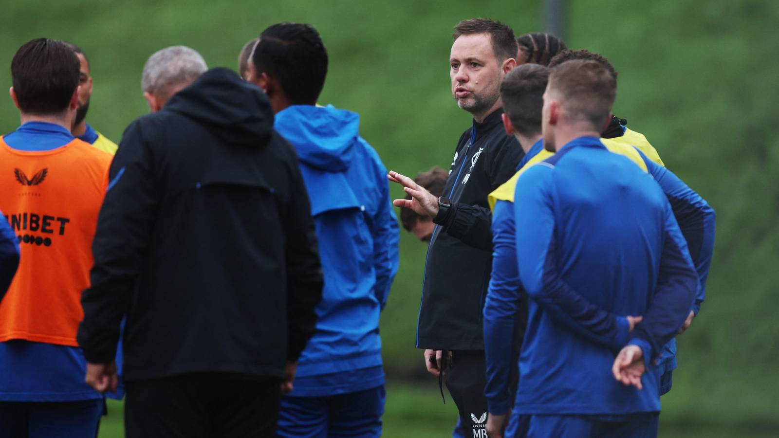 Rangers urged to back Beale in January
