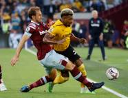 Wolves Old Gold Make Craig Dawson Transfer Bid