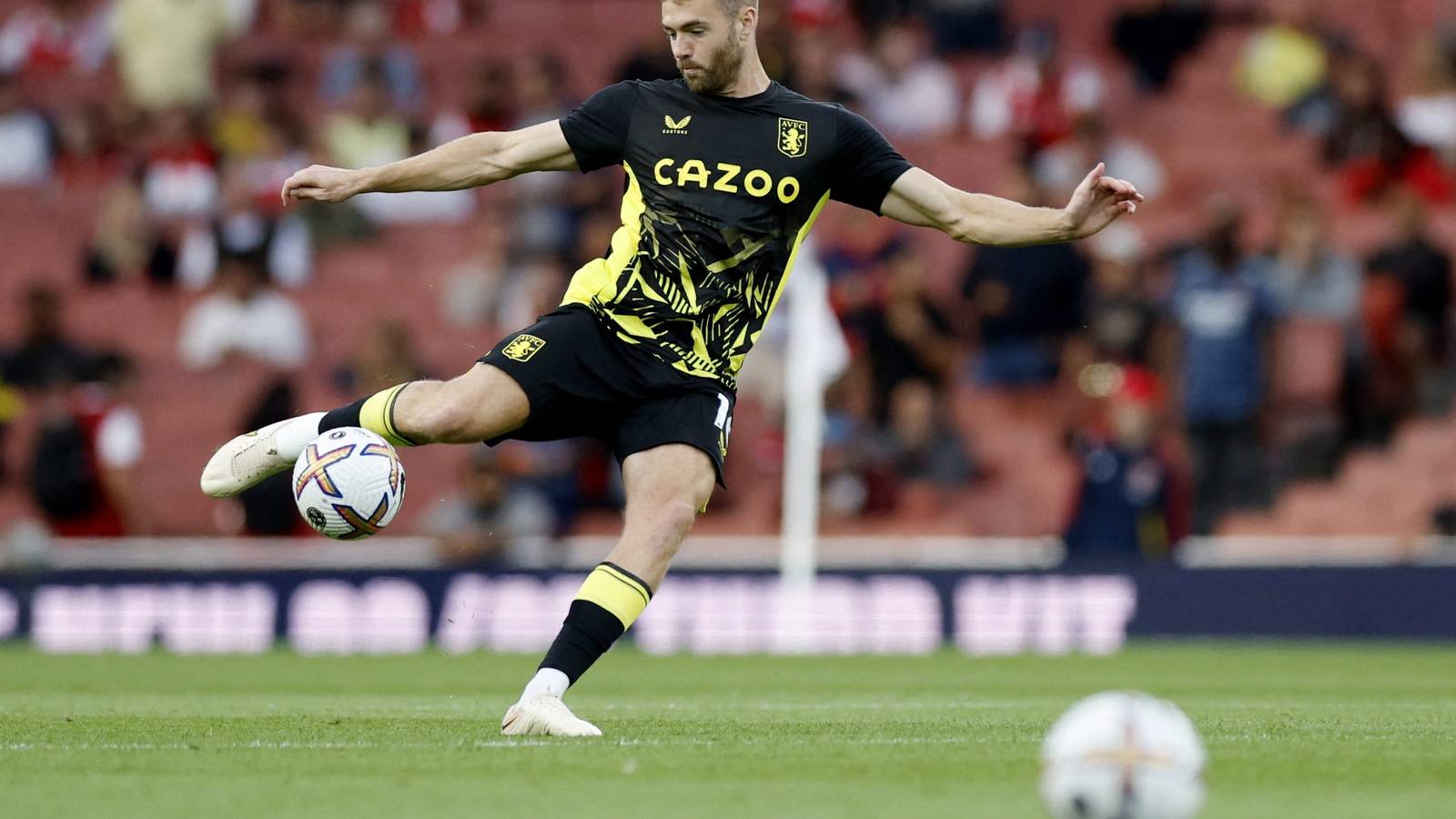 West Ham: Moyes eyeing Chambers move