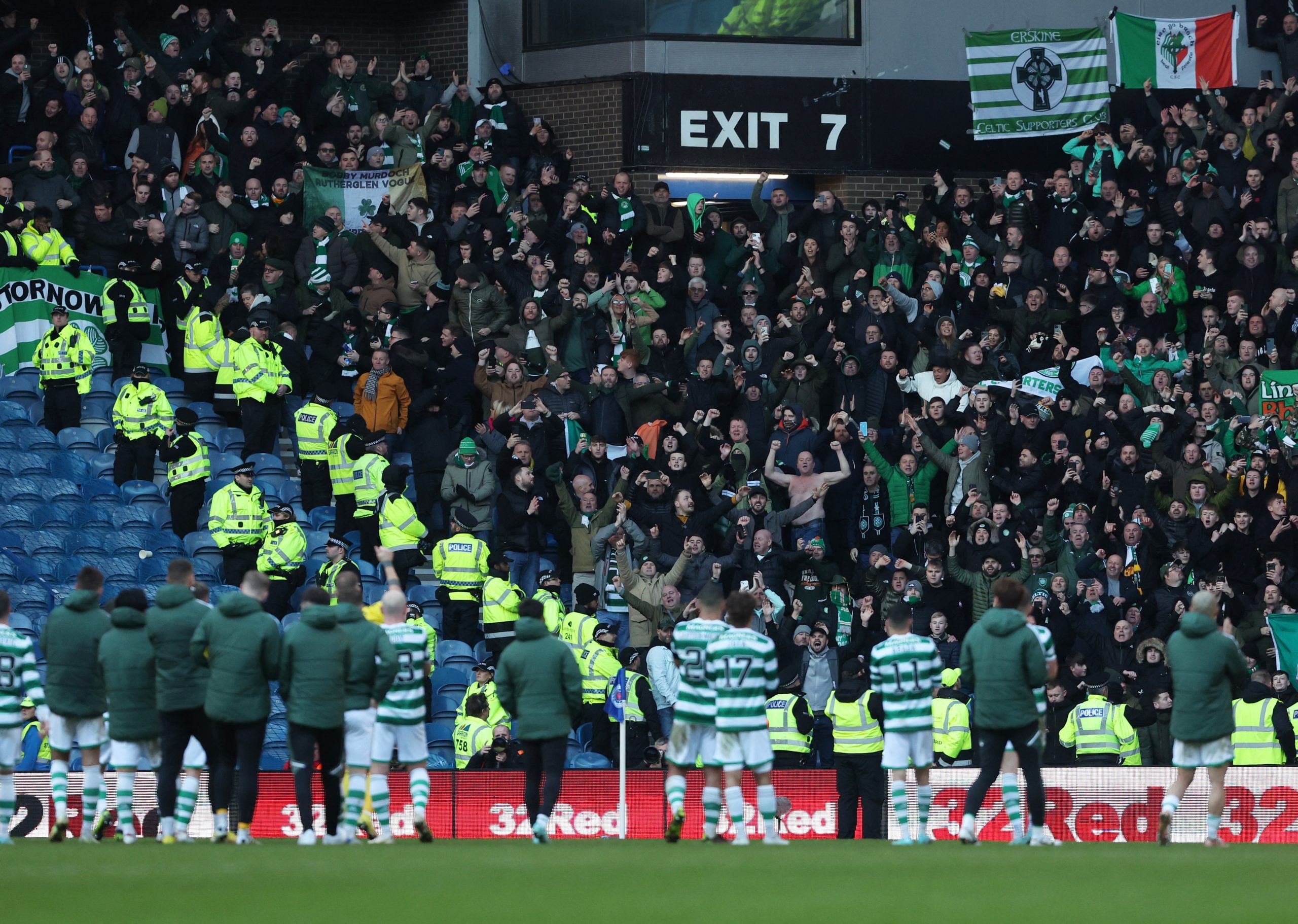Soccer Football - Scottish Premiership - Rangers vs Celtic - Ibrox, Glasgow, Scotland, Britain - January 2, 2023 Celtic players applaud fans after the match REUTERS/Russell Cheyne
