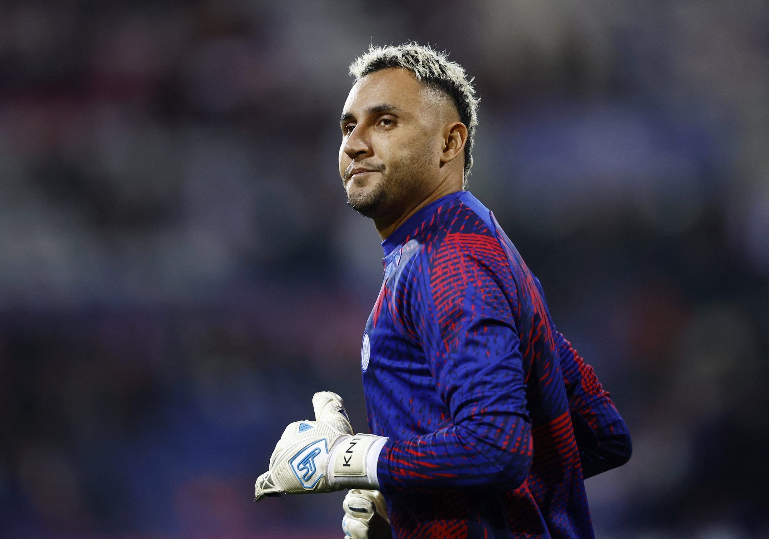Soccer Football - Coupe de France - LB Chateauroux v Paris St Germain - Stade Gaston Petit, Chateauroux, France - January 6, 2023 Paris St Germain's Keylor Navas during the warm up before the match REUTERS/Stephane Mahe