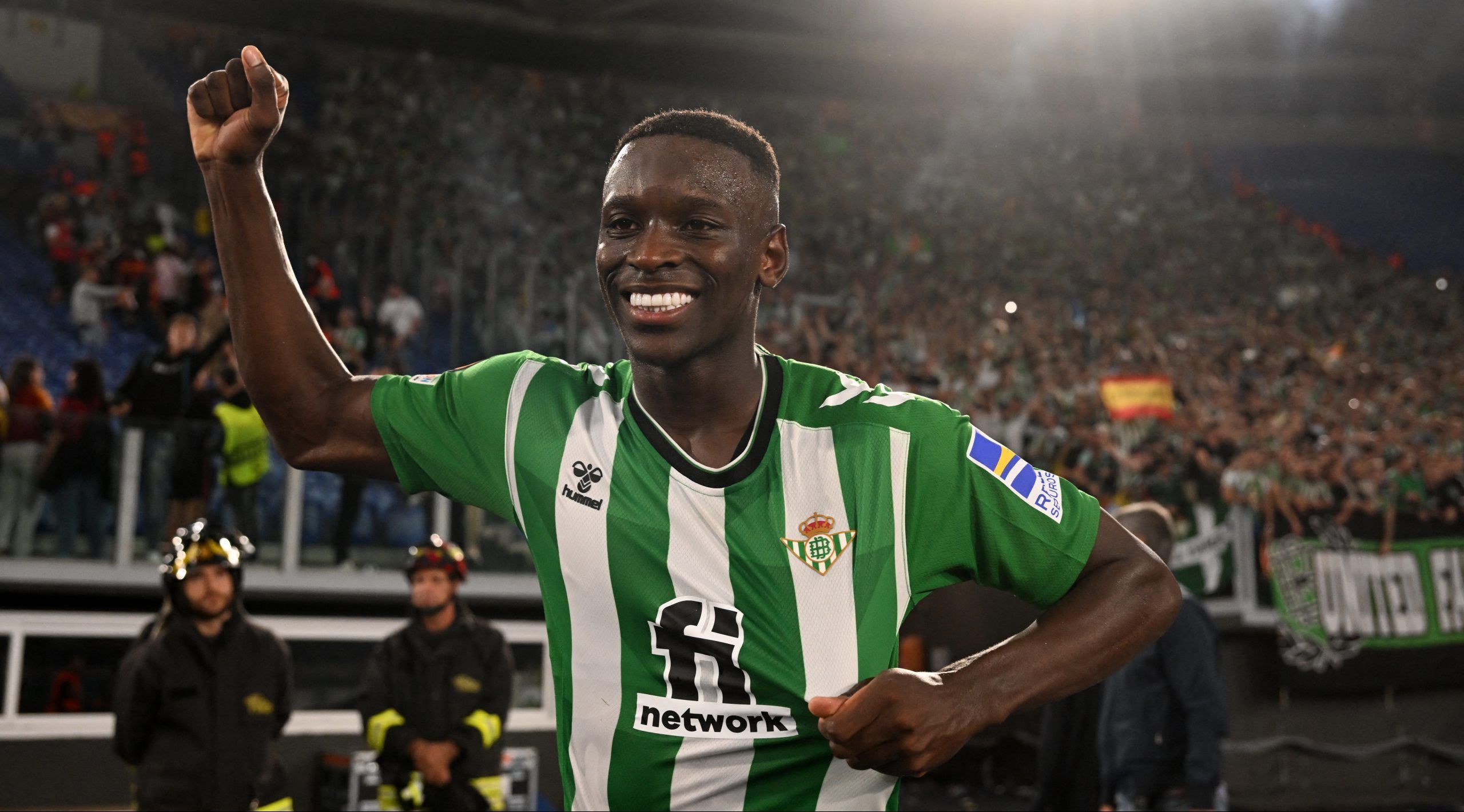 Soccer Football - Europa League - Group C - AS Roma v Real Betis - Stadio Olimpico, Rome, Italy - October 6, 2022  Real Betis' Luiz Henrique celebrates after the match REUTERS/Alberto Lingria