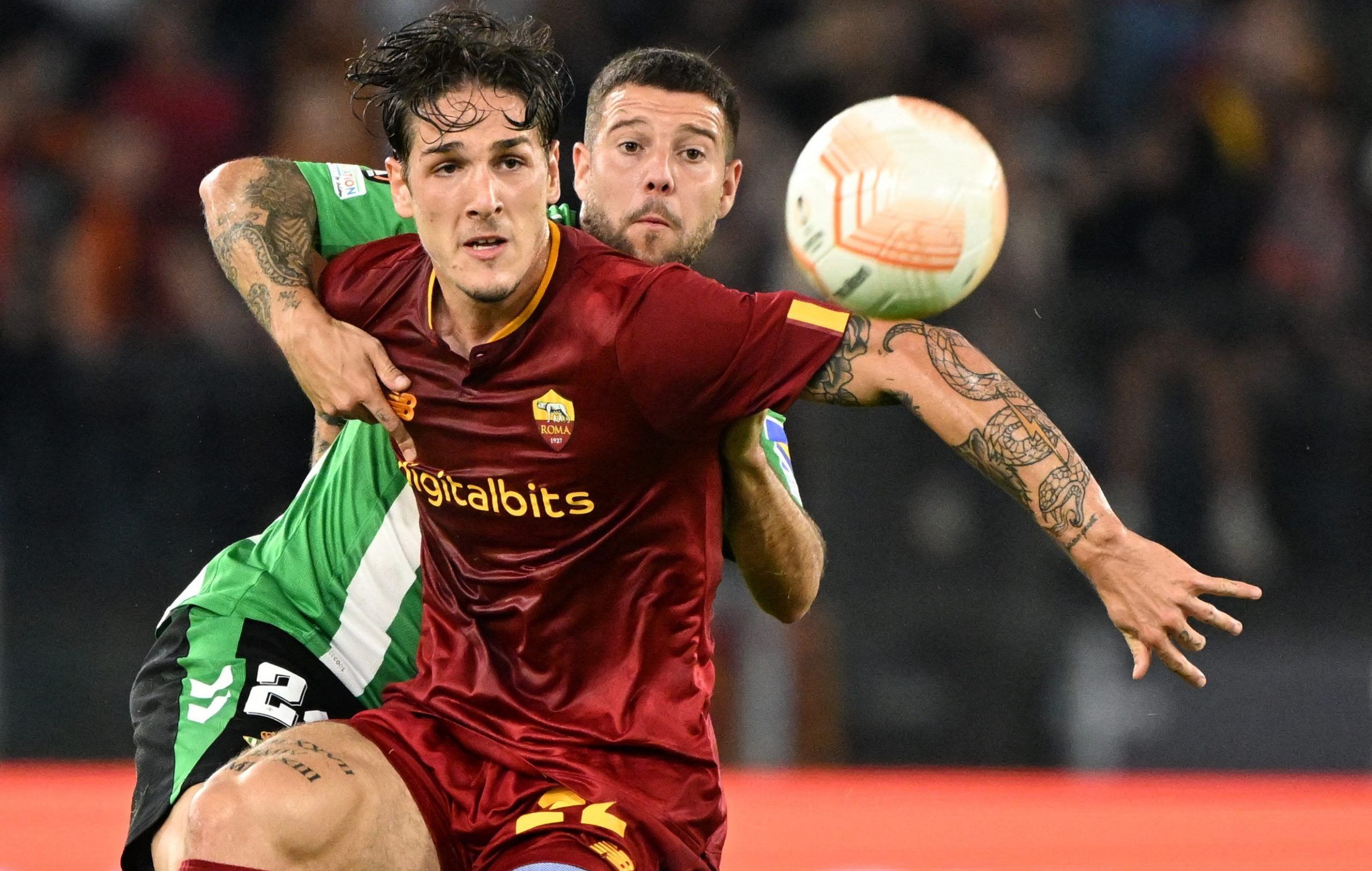 Soccer Football - Europa League - Group C - AS Roma v Real Betis - Stadio Olimpico, Rome, Italy - October 6, 2022  Real Betis' Aitor Ruibal in action with AS Roma's Nicolo Zaniolo REUTERS/Alberto Lingria
